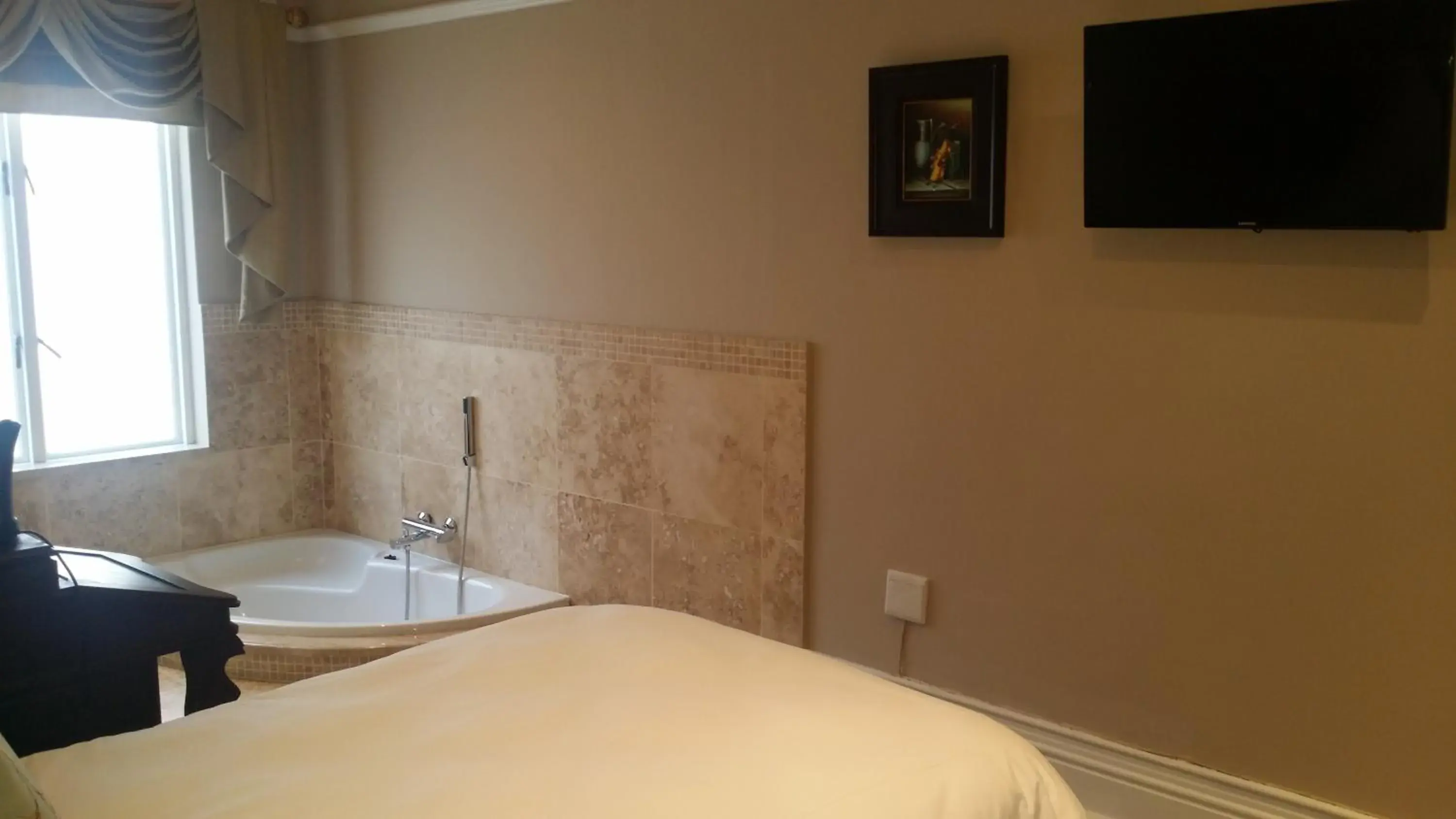 Single Room with Private Bathroom 4 - single occupancy in Park Place Boutique Guesthouse Single Room with Private Bathroom 4 - single occupancy in Park Place Boutique Guesthouse