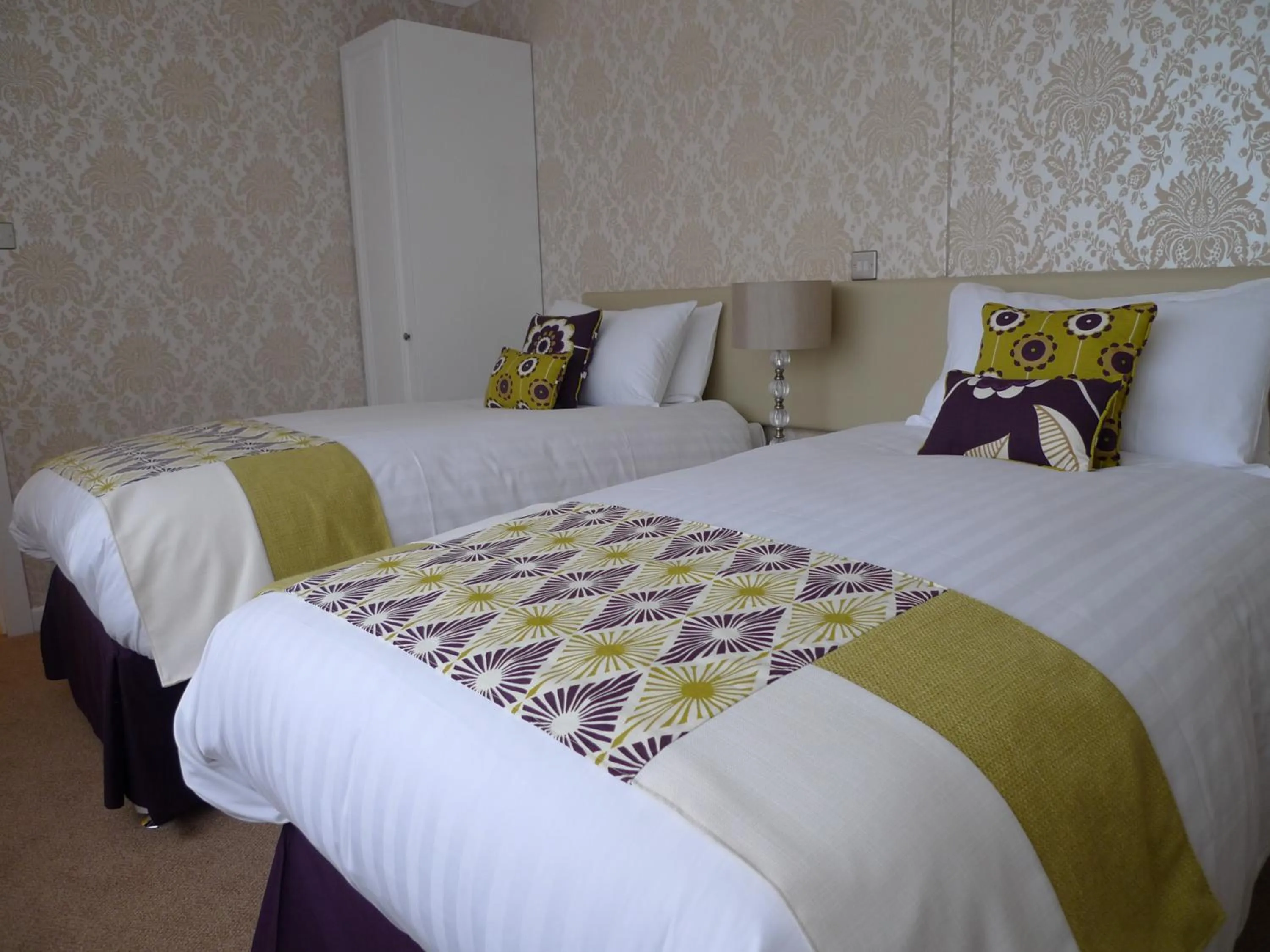 Bedroom, Bed in Ashburnham Hotel
