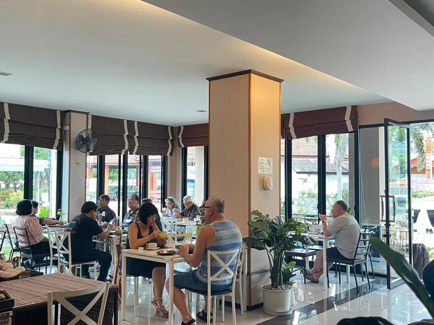 Restaurant/places to eat in Saranya River House สรัญญาริเวอร์เฮาส์