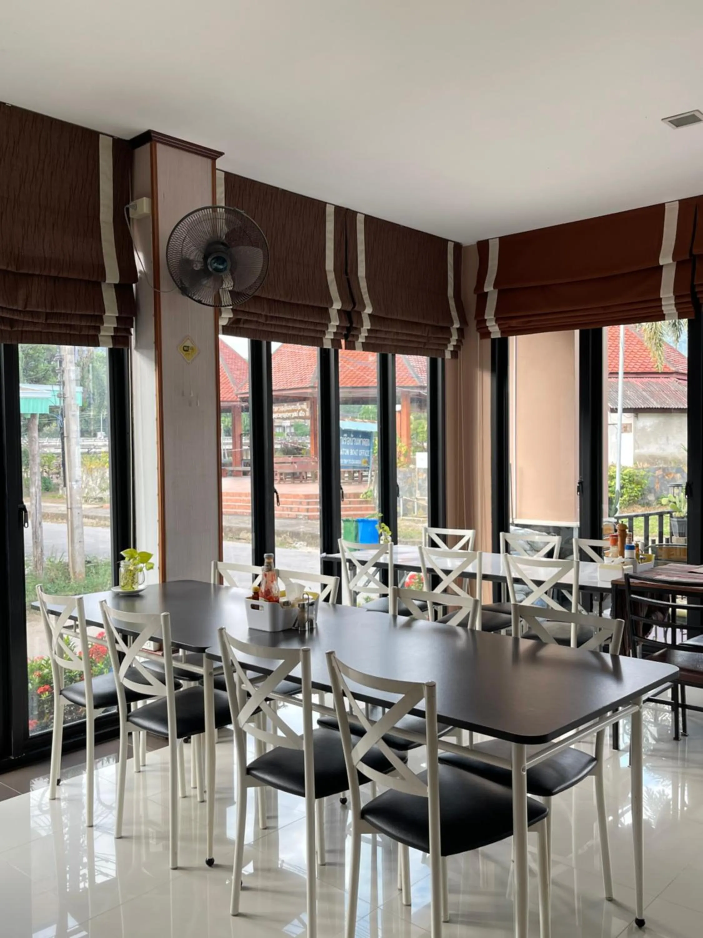 Restaurant/places to eat in Saranya River House สรัญญาริเวอร์เฮาส์