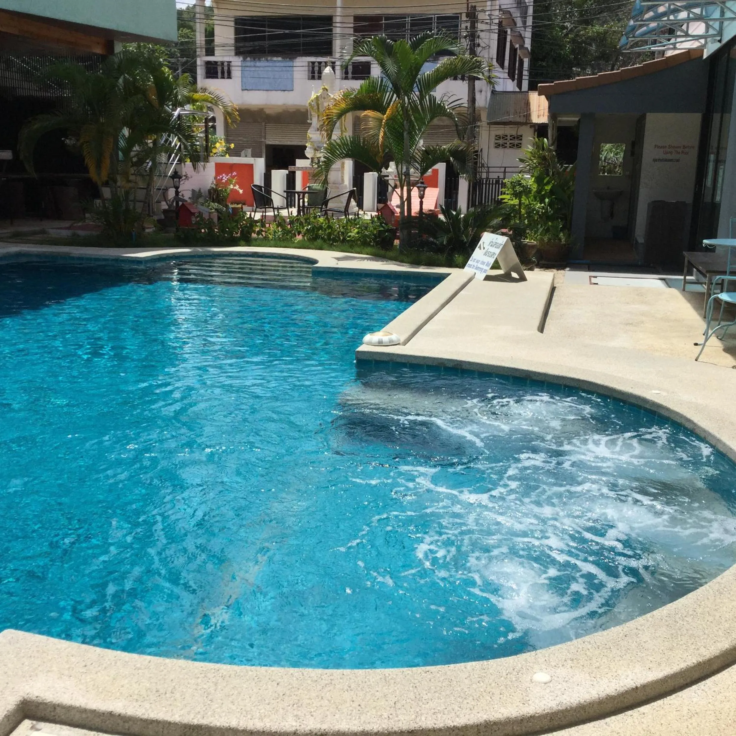 Swimming pool in Saranya River House สรัญญาริเวอร์เฮาส์