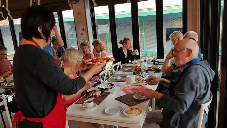 Restaurant/places to eat in Saranya River House สรัญญาริเวอร์เฮาส์