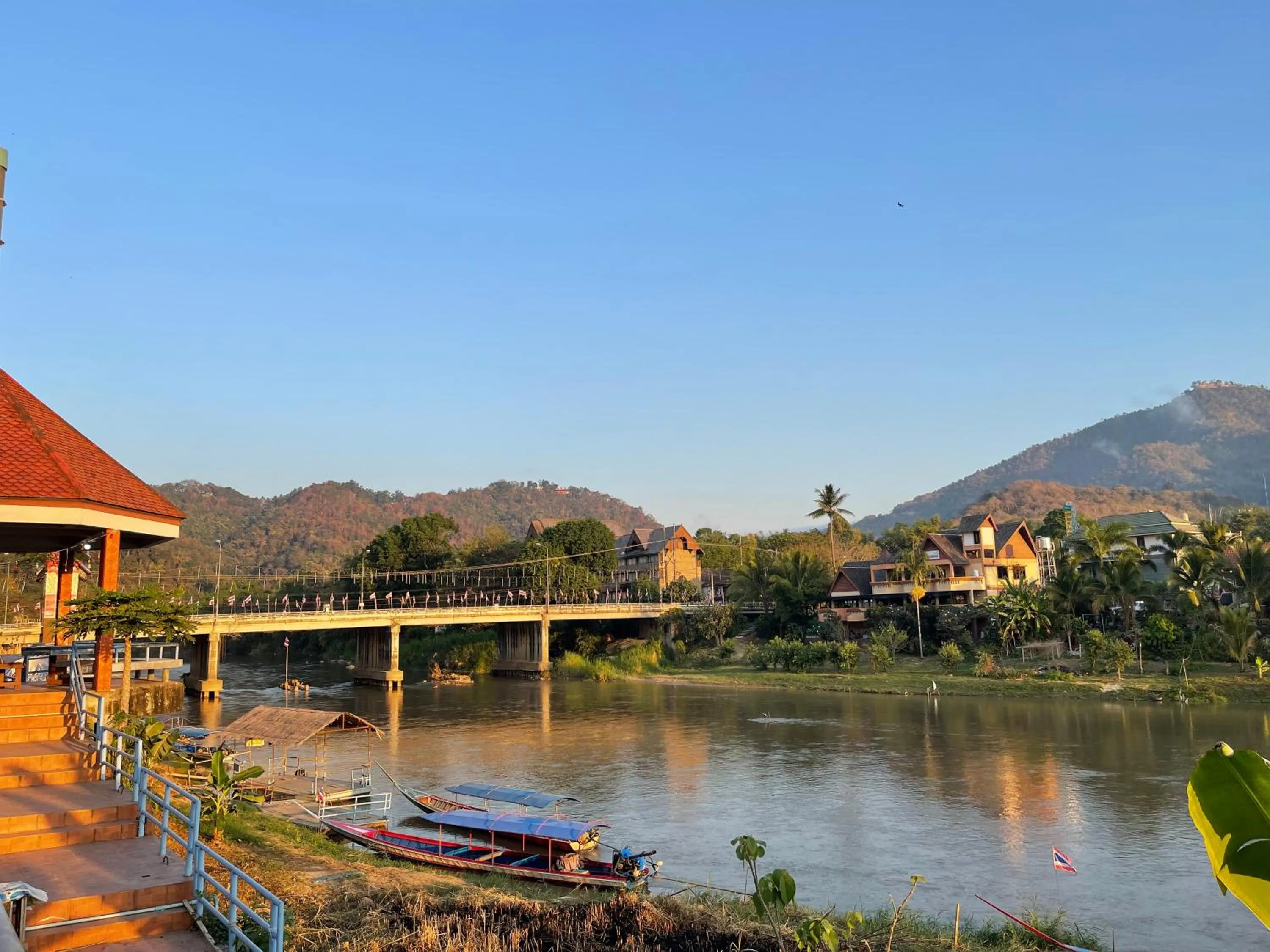 Saranya River House สรัญญาริเวอร์เฮาส์