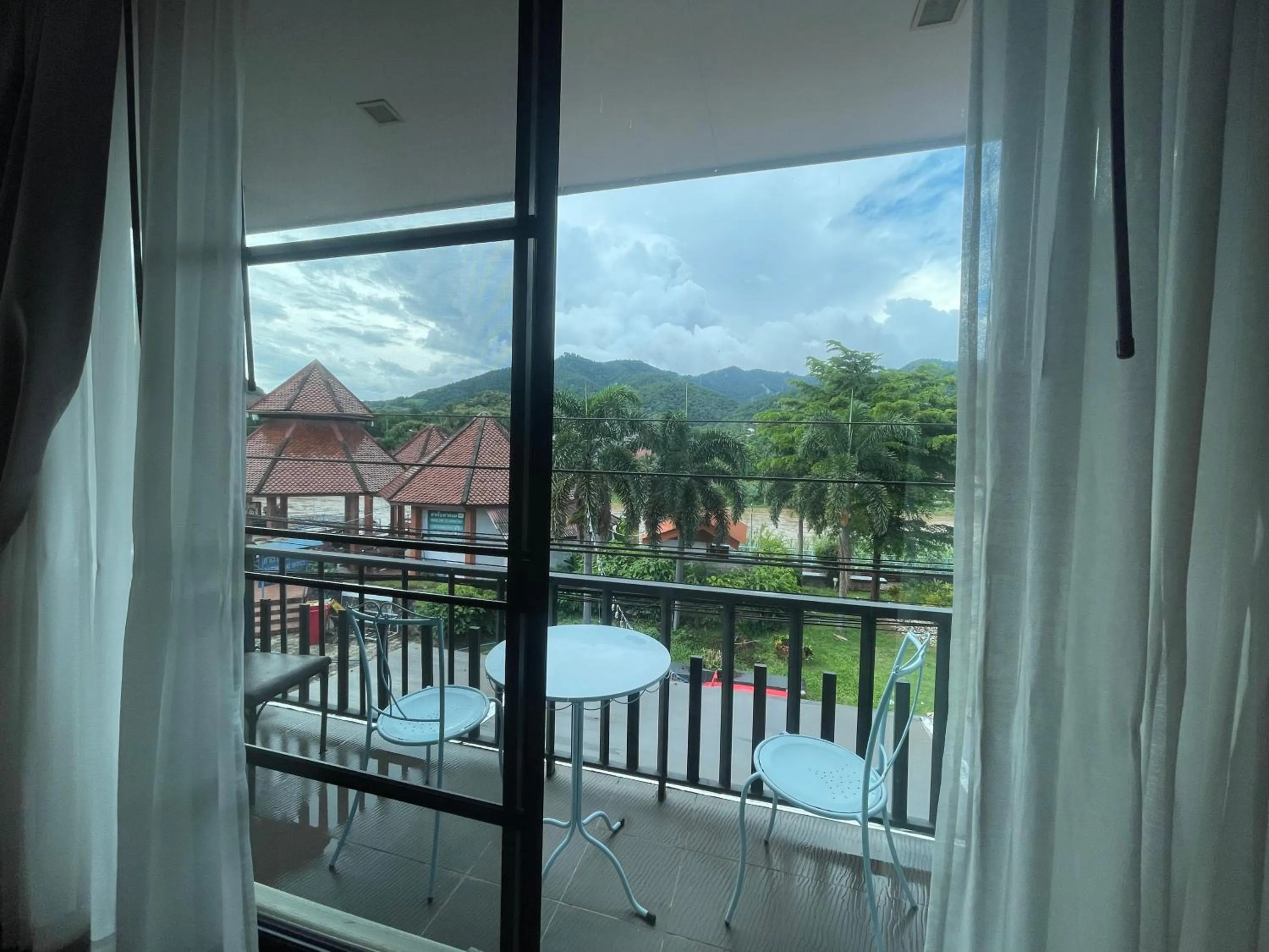 Saranya River House สรัญญาริเวอร์เฮาส์