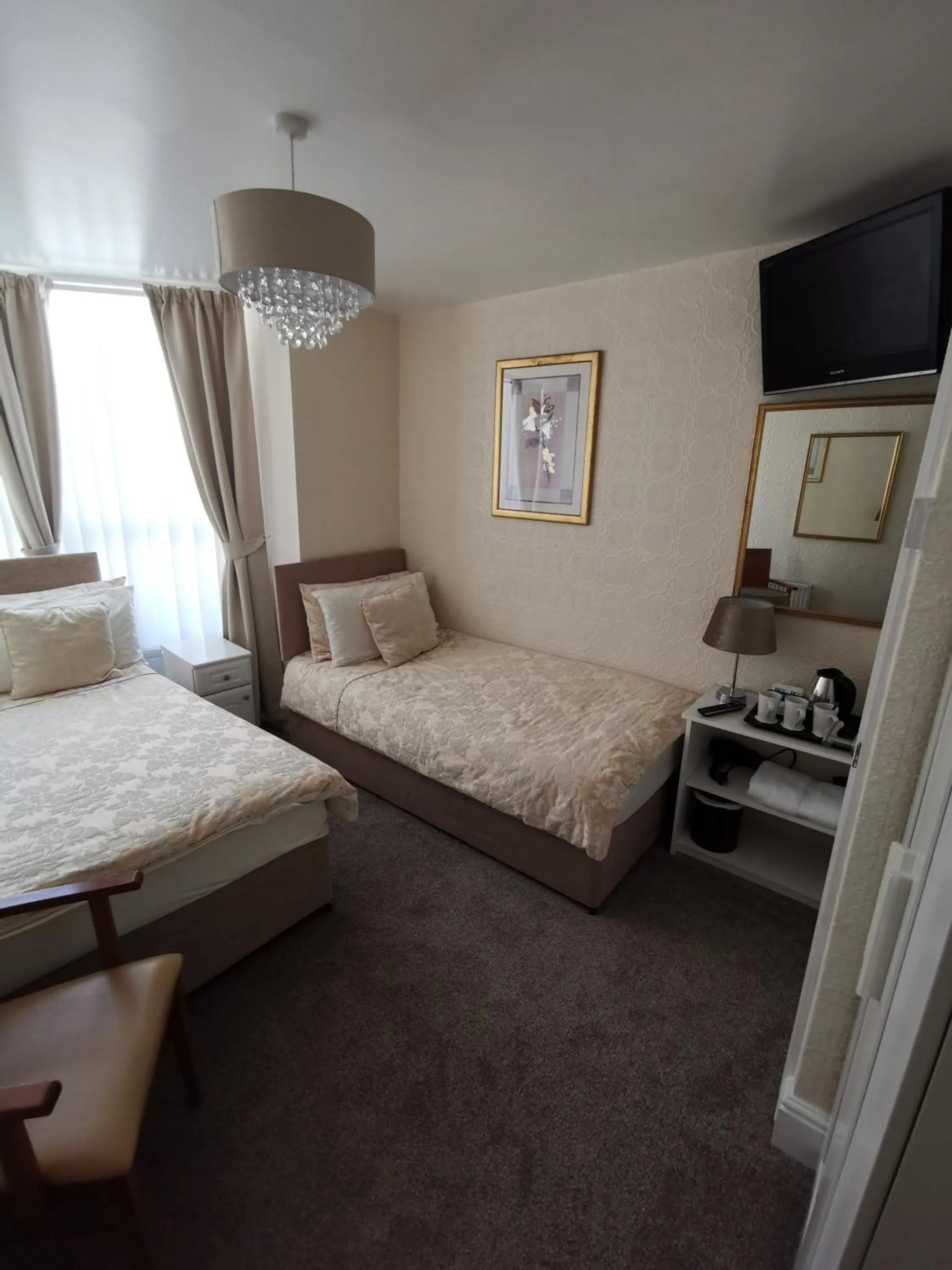 TV and multimedia, Bed in The Stafford