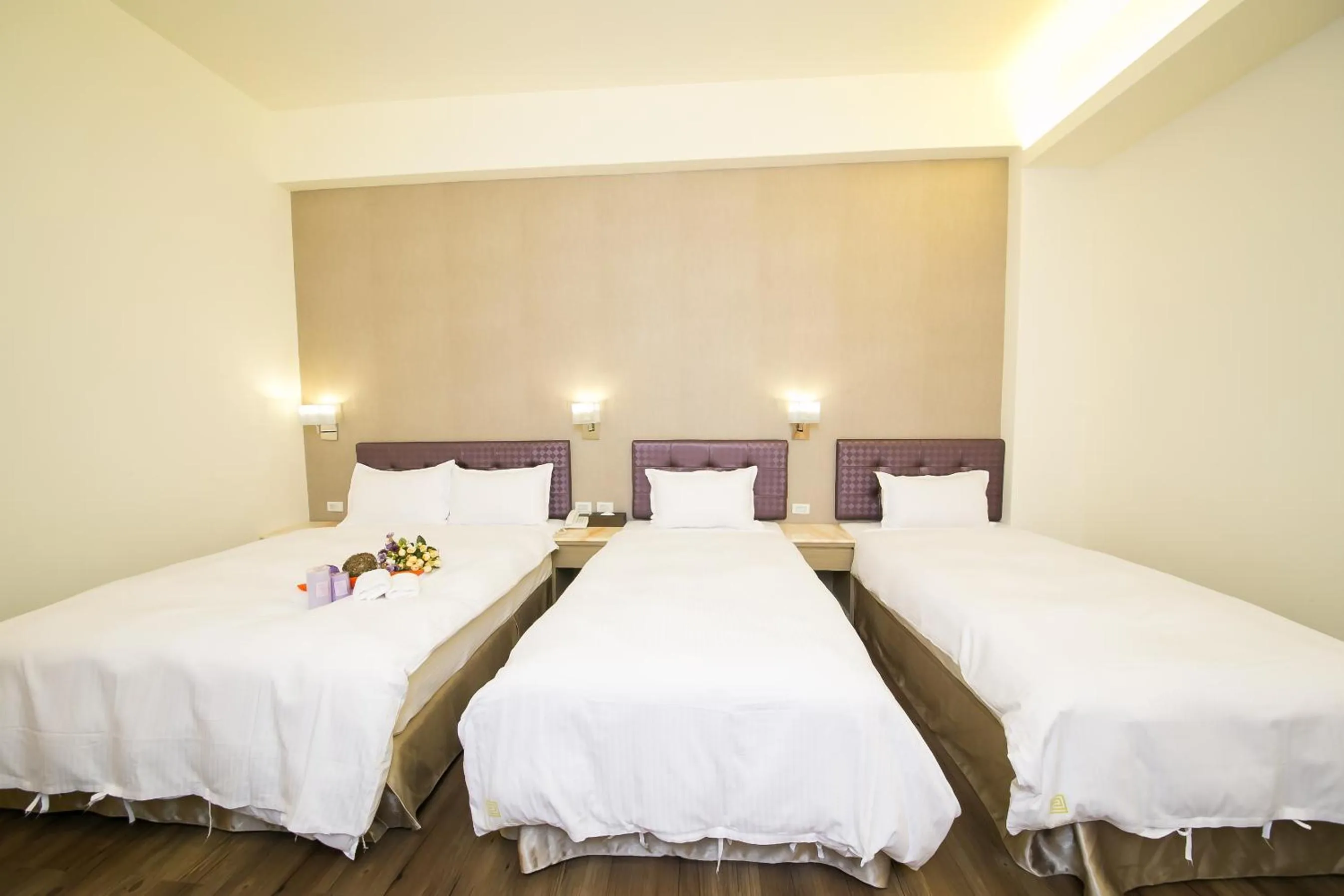 Photo of the whole room, Bed in Sunseed International Villa Hotel