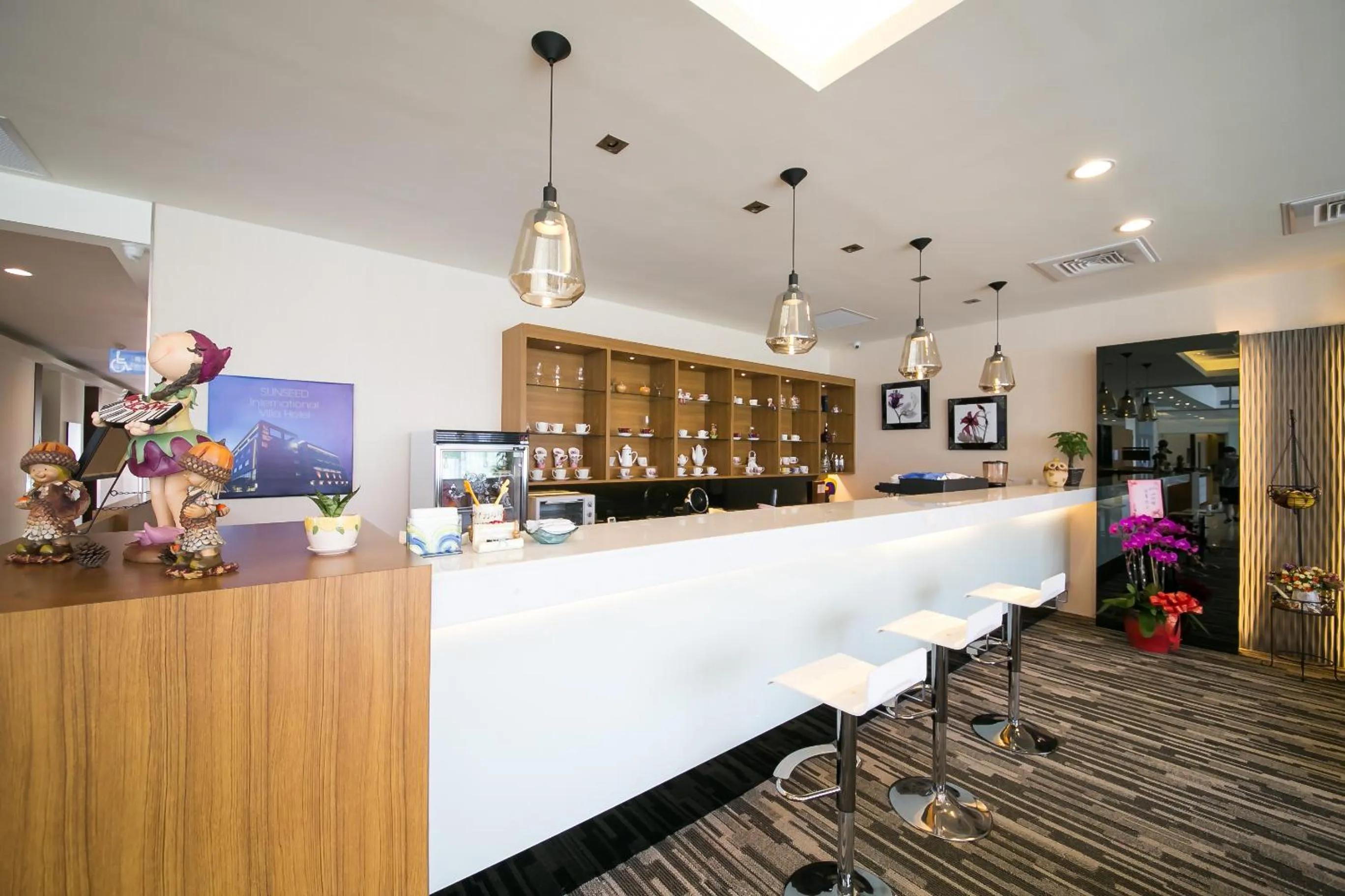 Lounge or bar in Sunseed International Villa Hotel
