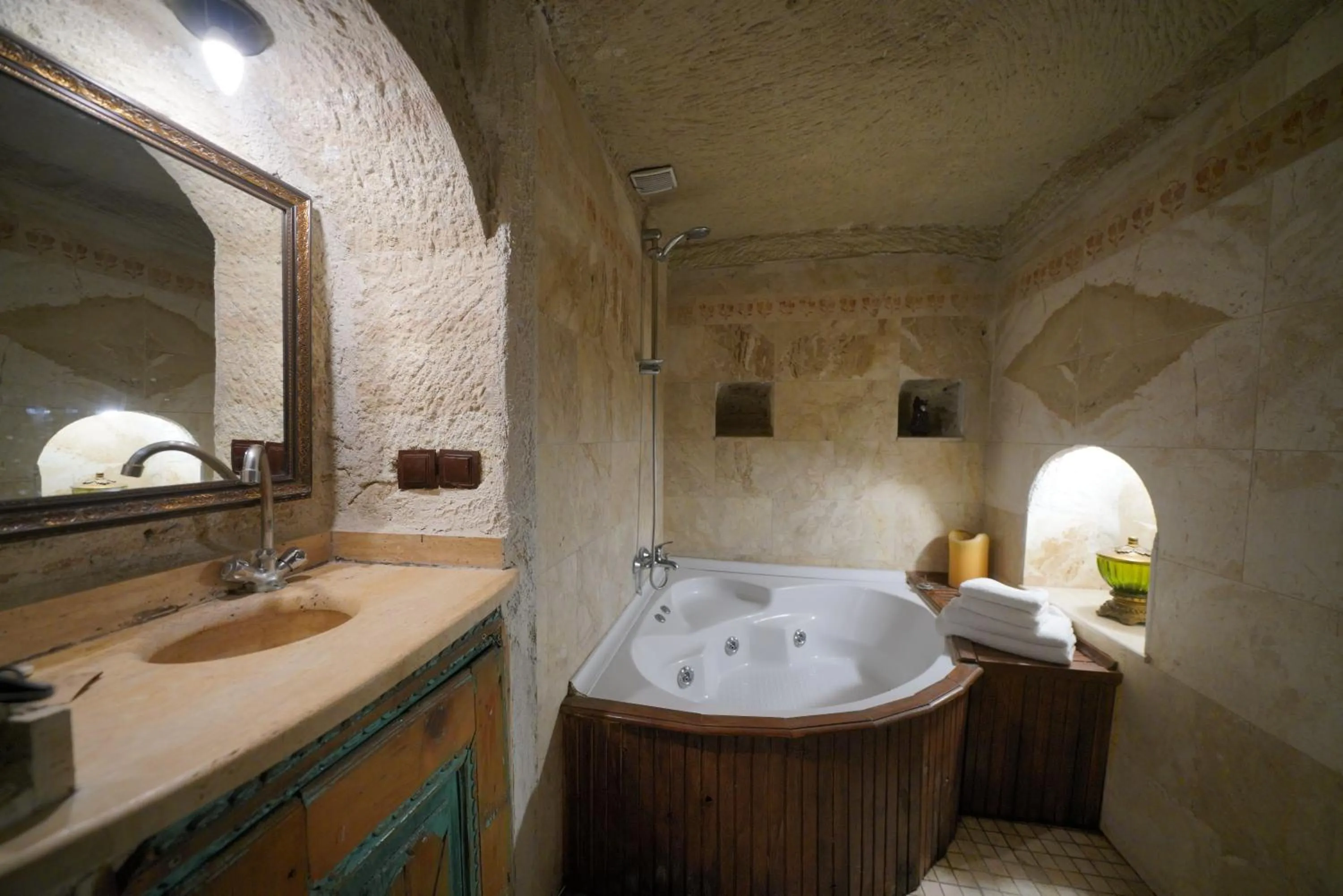 Bathroom in Turan Cappadocia Cave