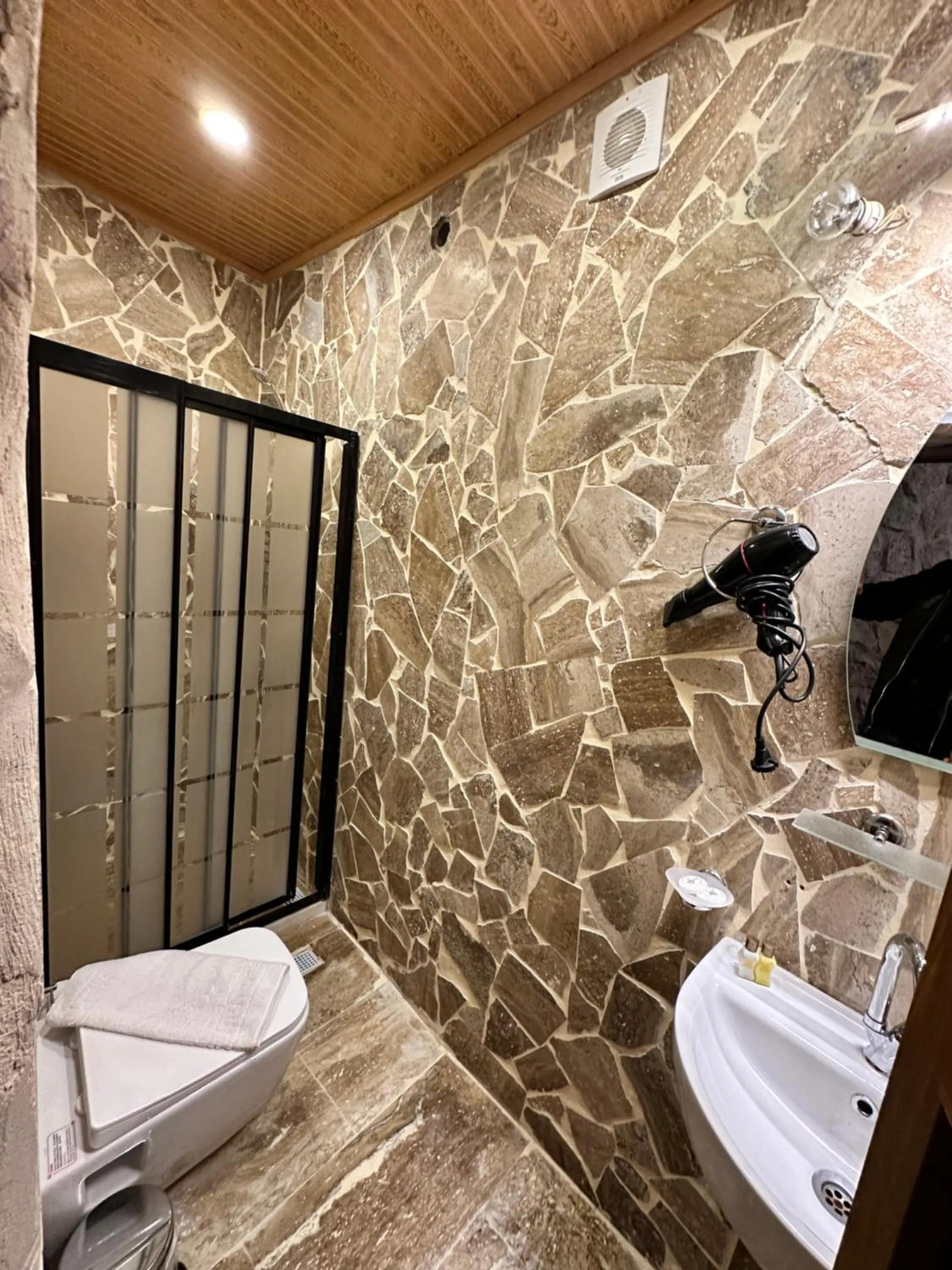 Shower in Turan Cappadocia Cave