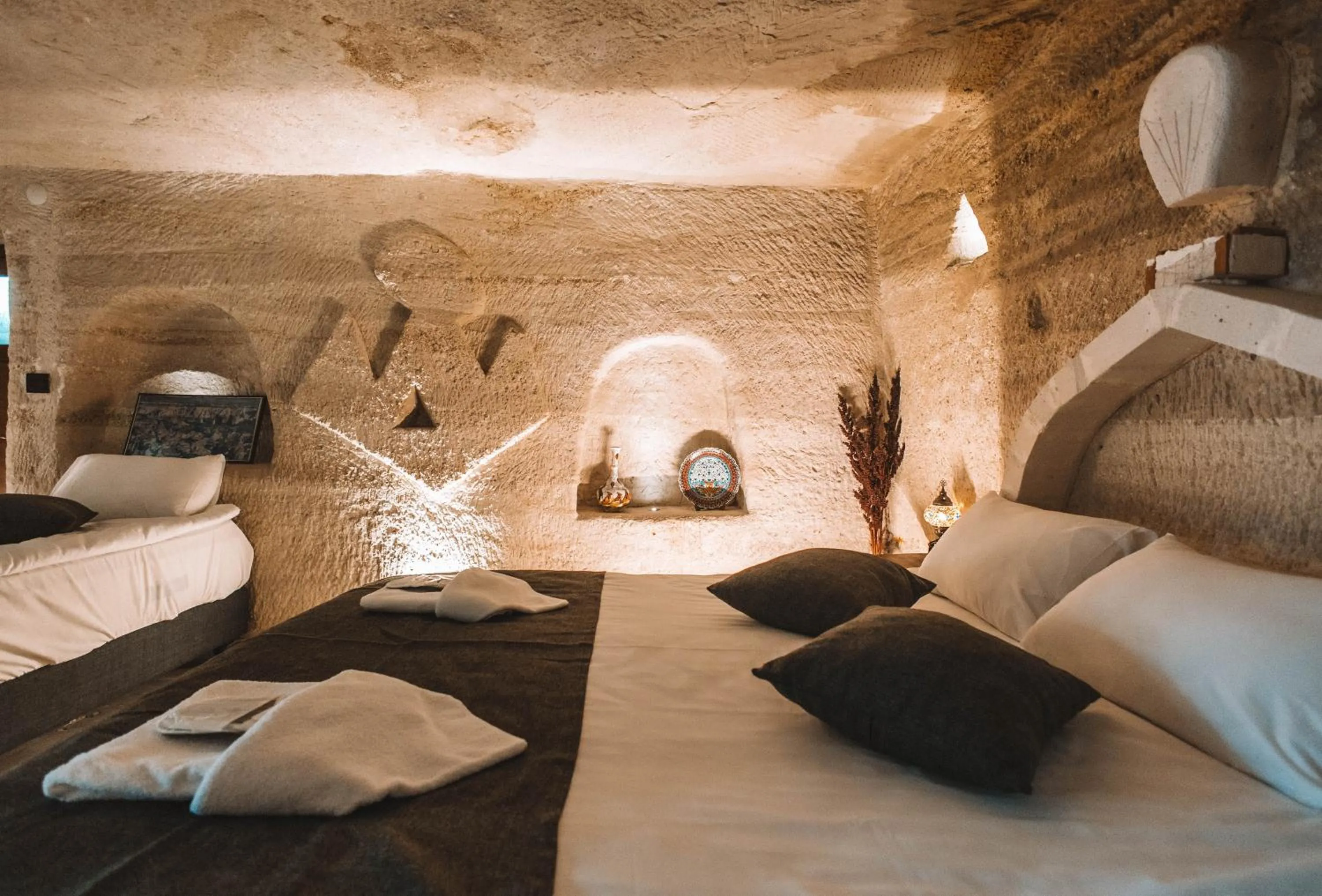 Bed in Turan Cappadocia Cave