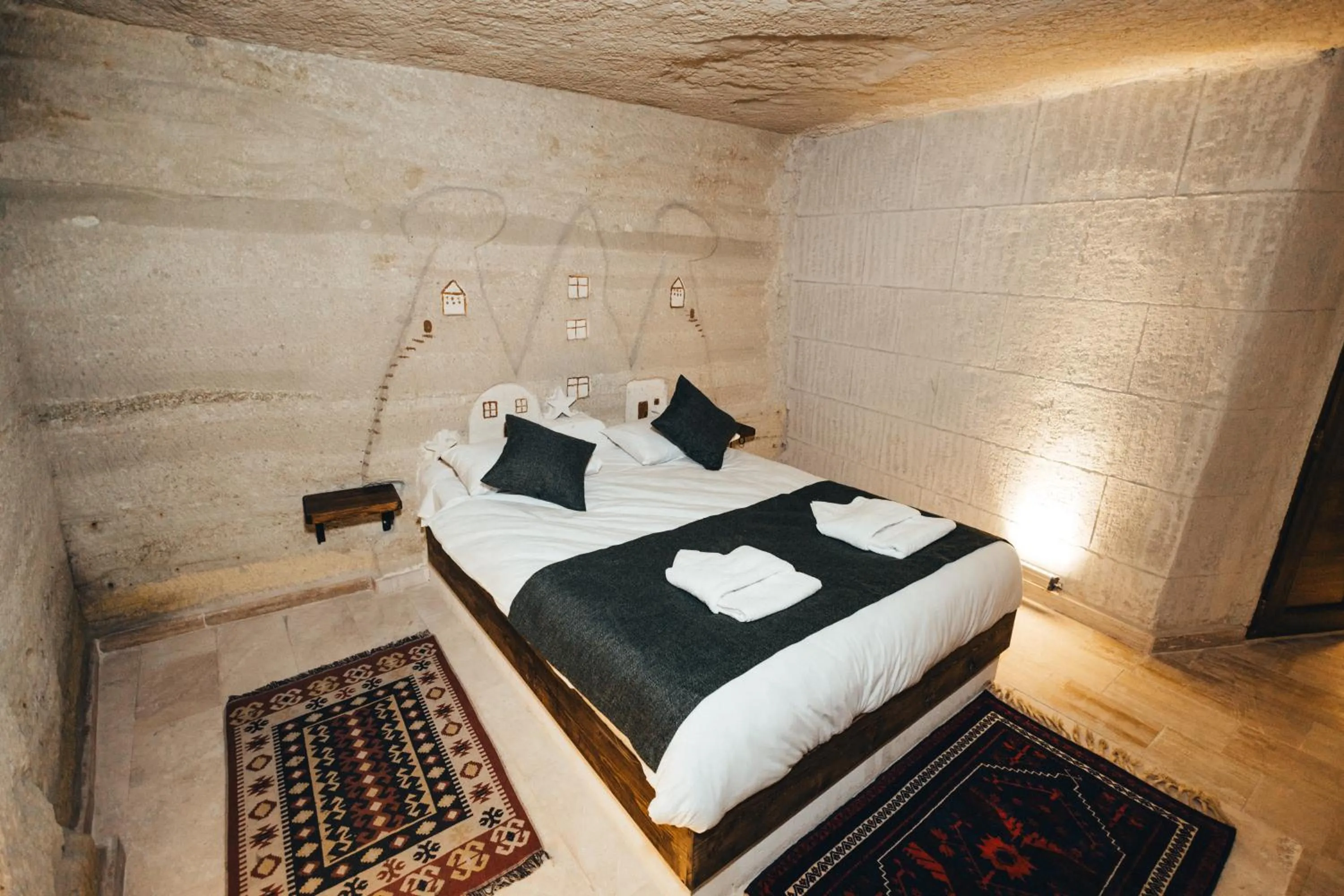 Bed in Turan Cappadocia Cave