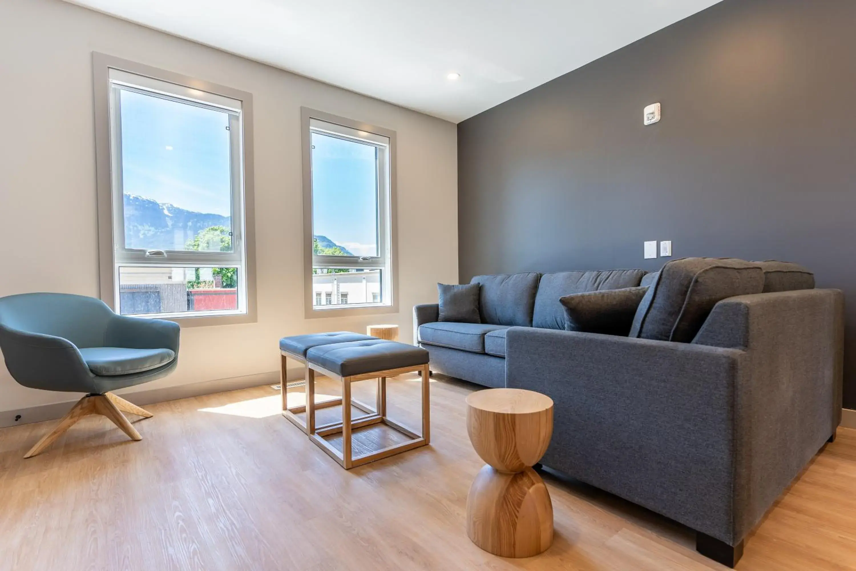 Two-Bedroom Queen Bed Apartment in Basecamp Suites Revelstoke Two-Bedroom Queen Bed Apartment in Basecamp Suites Revelstoke