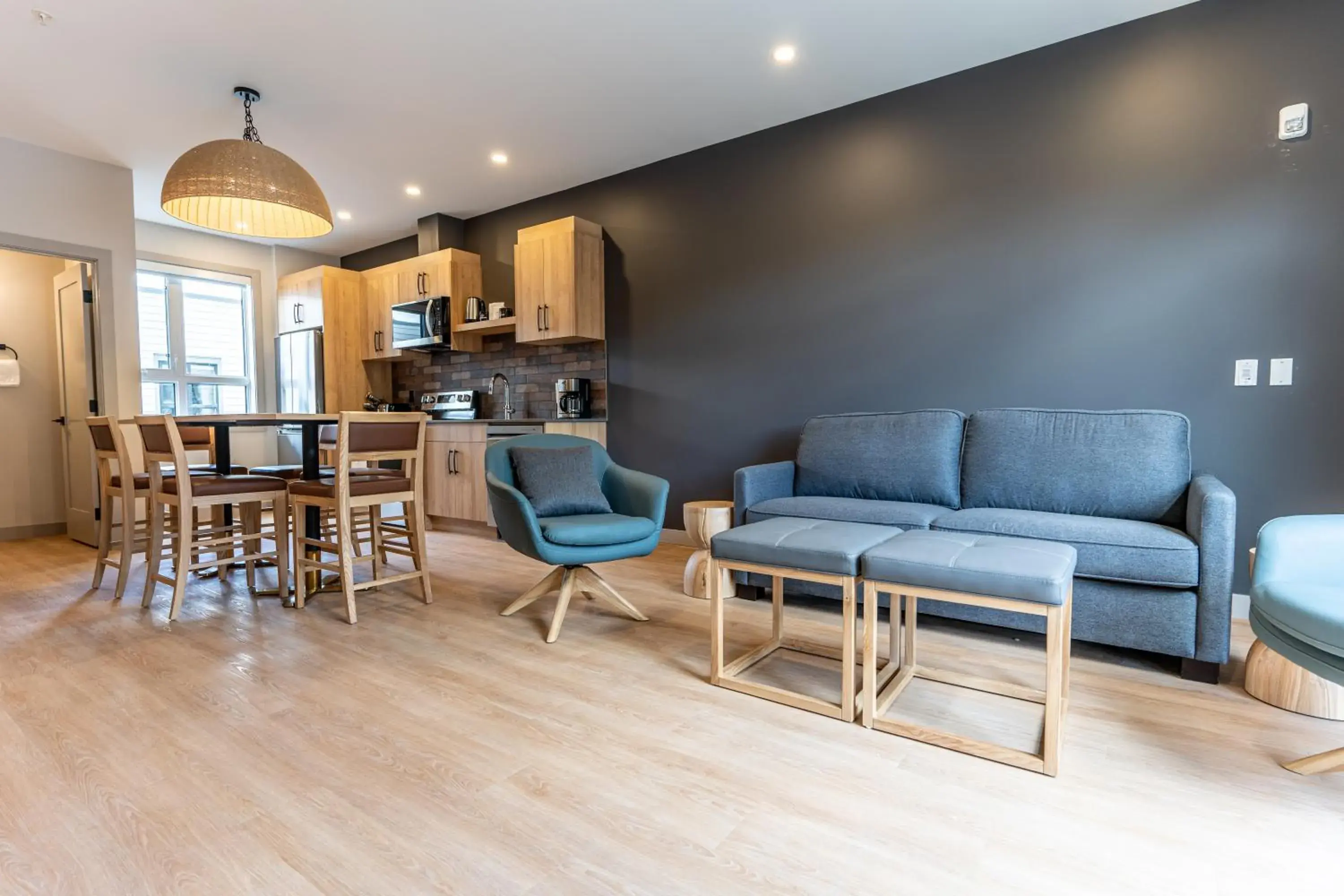 Superior Two-Bedroom Apartment in Basecamp Suites Revelstoke Superior Two-Bedroom Apartment in Basecamp Suites Revelstoke