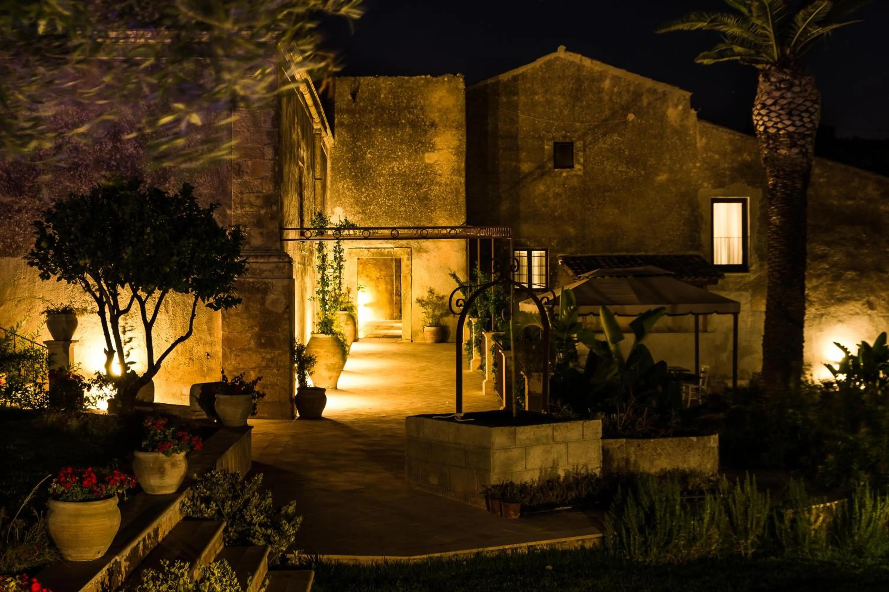 Property building in Borgo del Carato