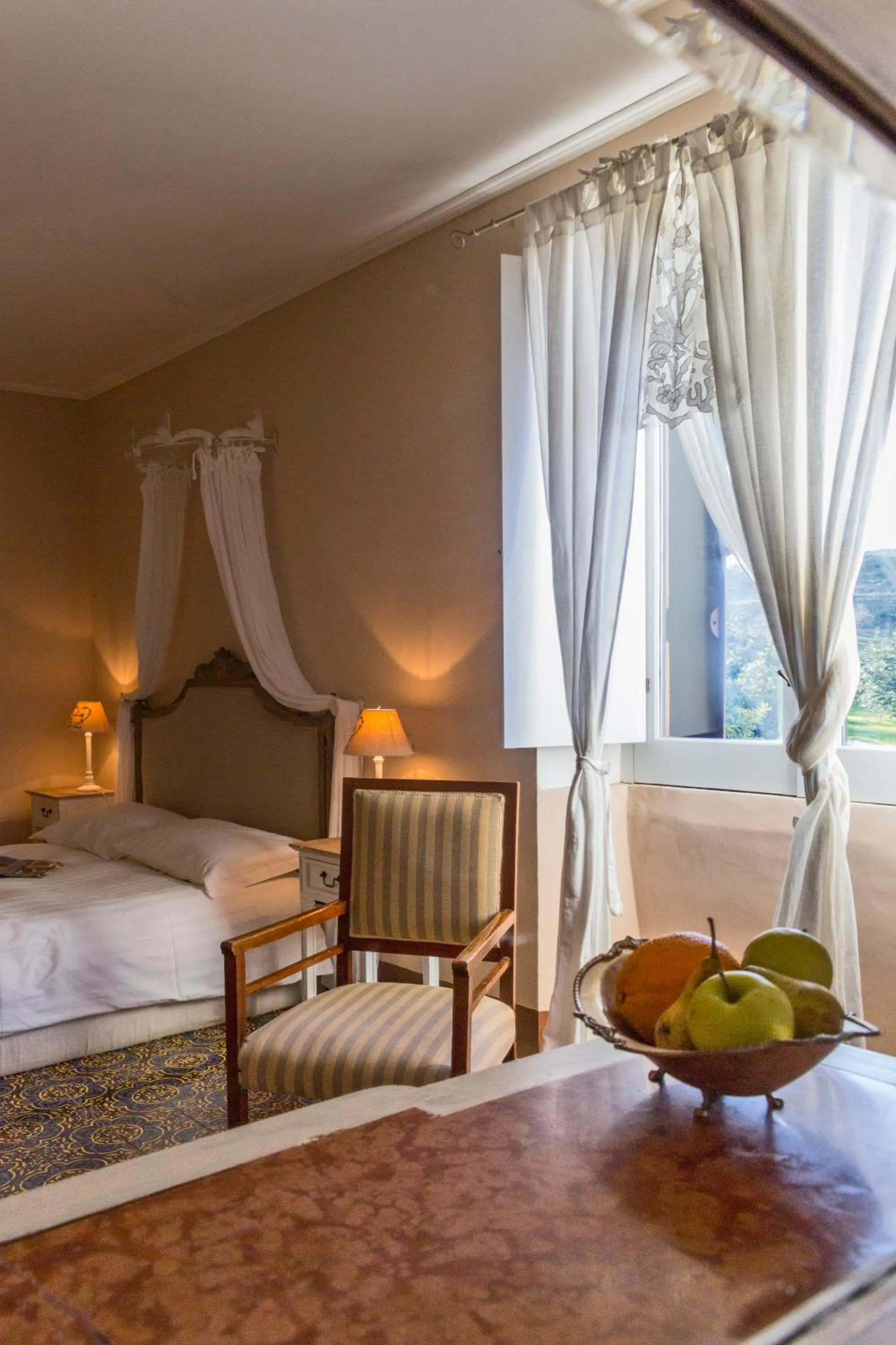 Bathroom, Bed in Borgo del Carato