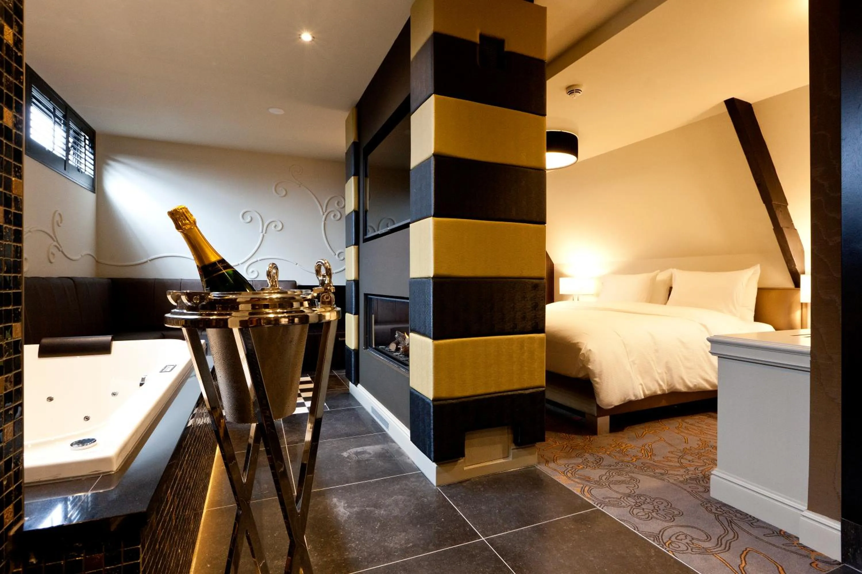 Photo of the whole room, Bed in 't Goude Hooft