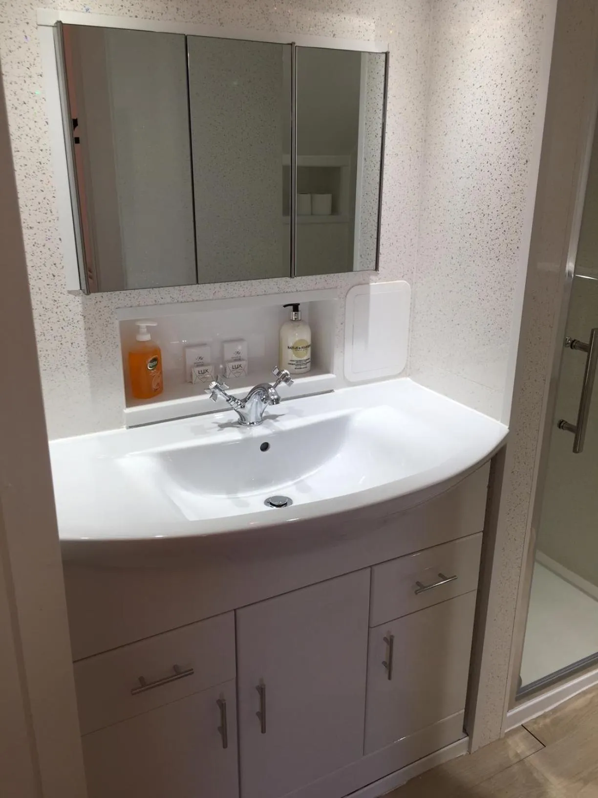 Bedroom in The Village Inn