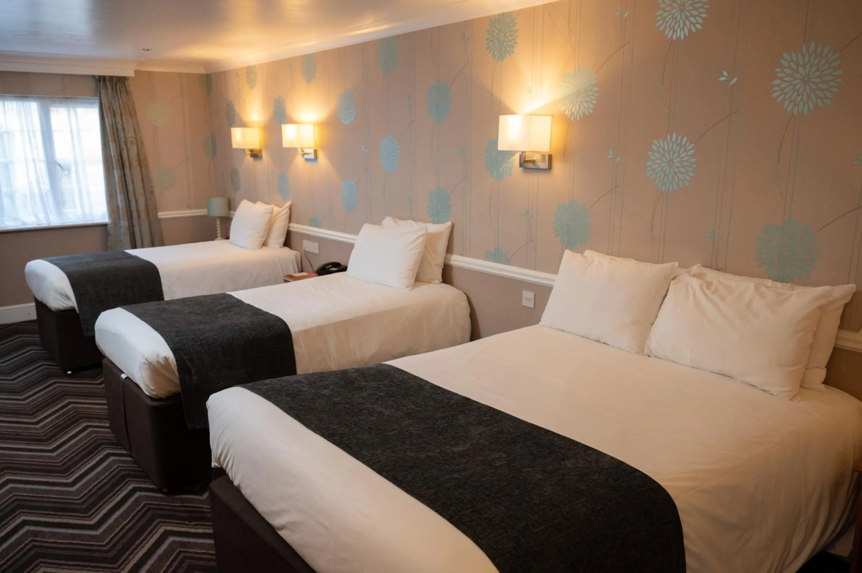 Bed in Bridge Inn By Greene King Inns