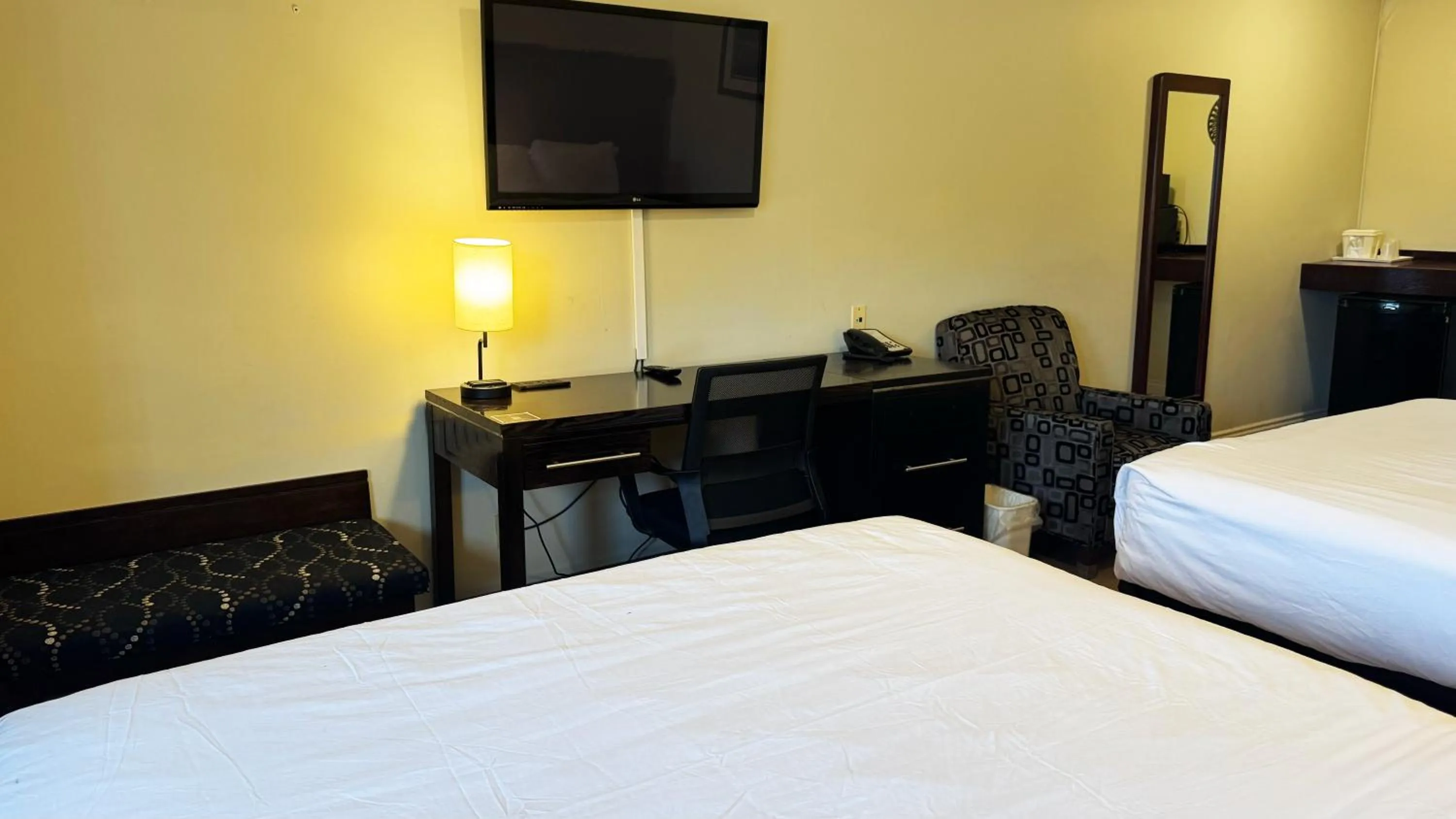 Bed in Riviera Inn And Suites 1000 Islands