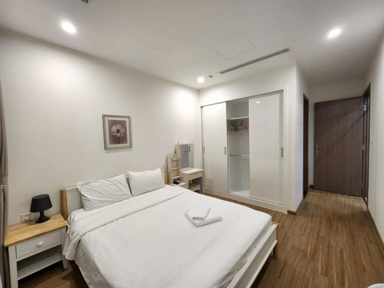 Bed in Vinhomes Skylake