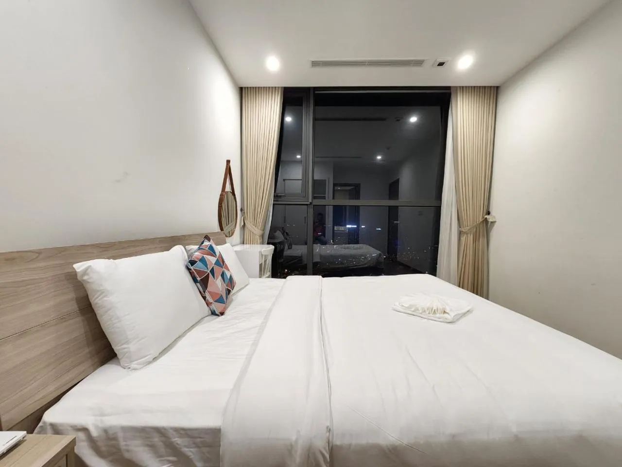 Bed in Vinhomes Skylake