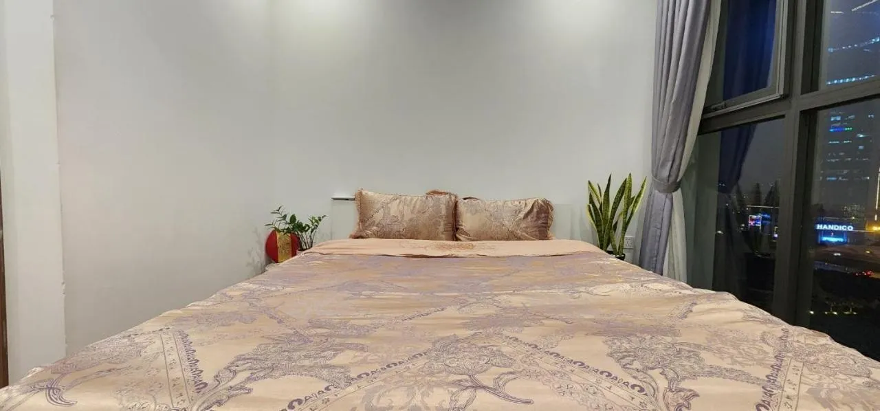 Bed in Vinhomes Skylake