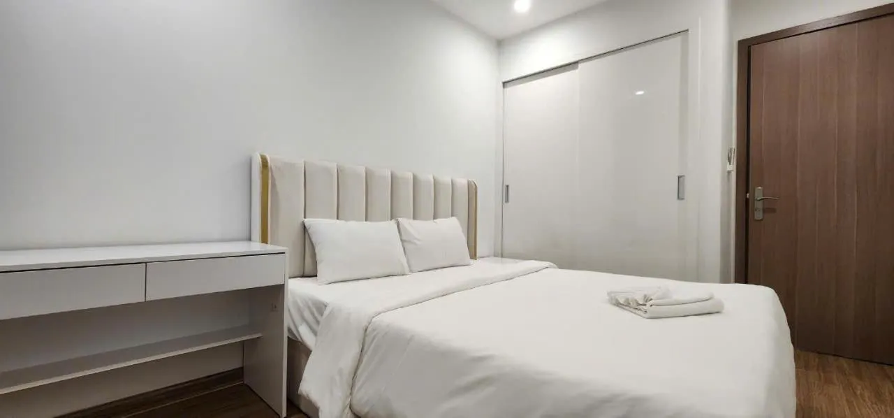 Bed in Vinhomes Skylake