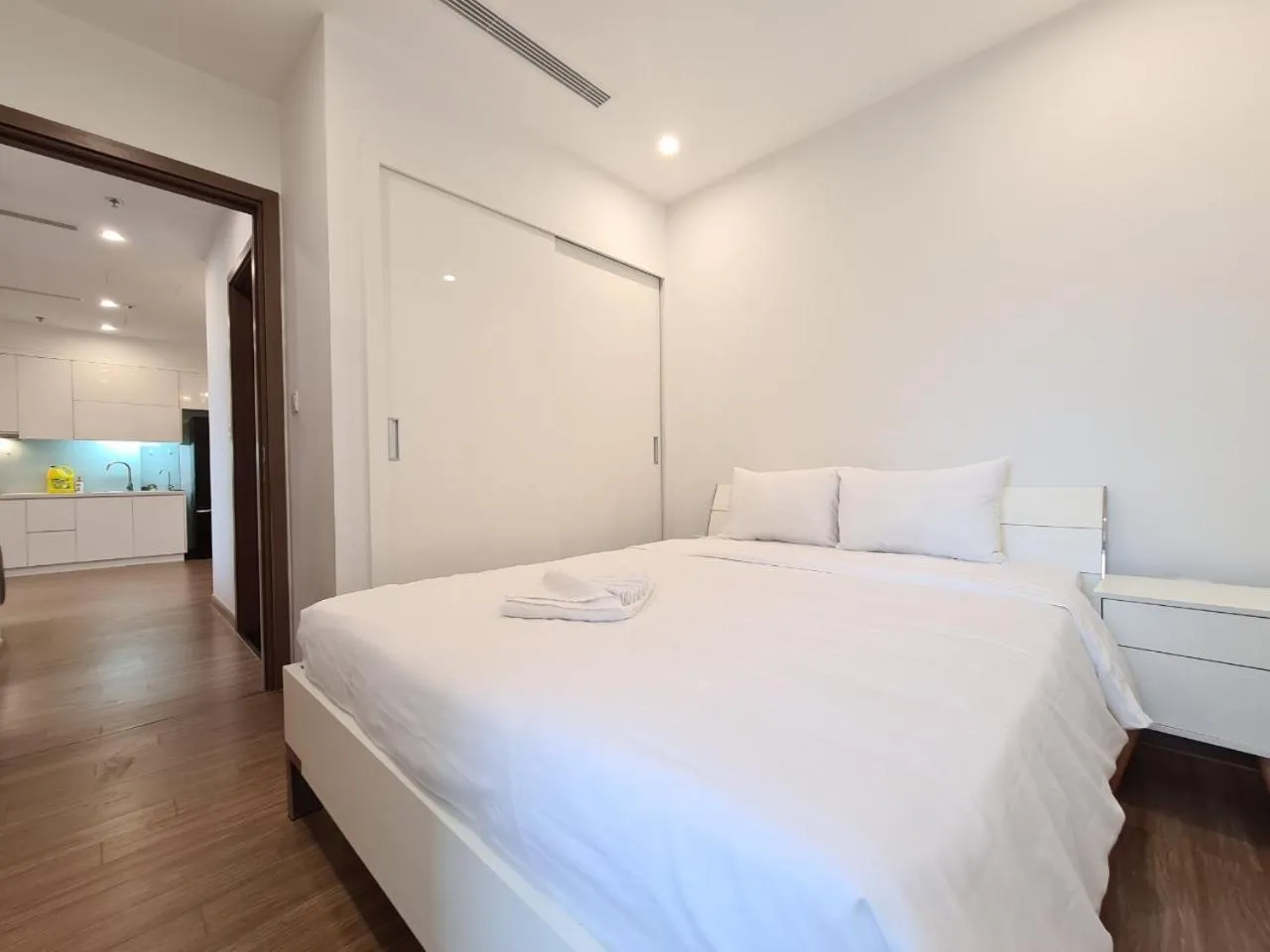 Bed in Vinhomes Skylake