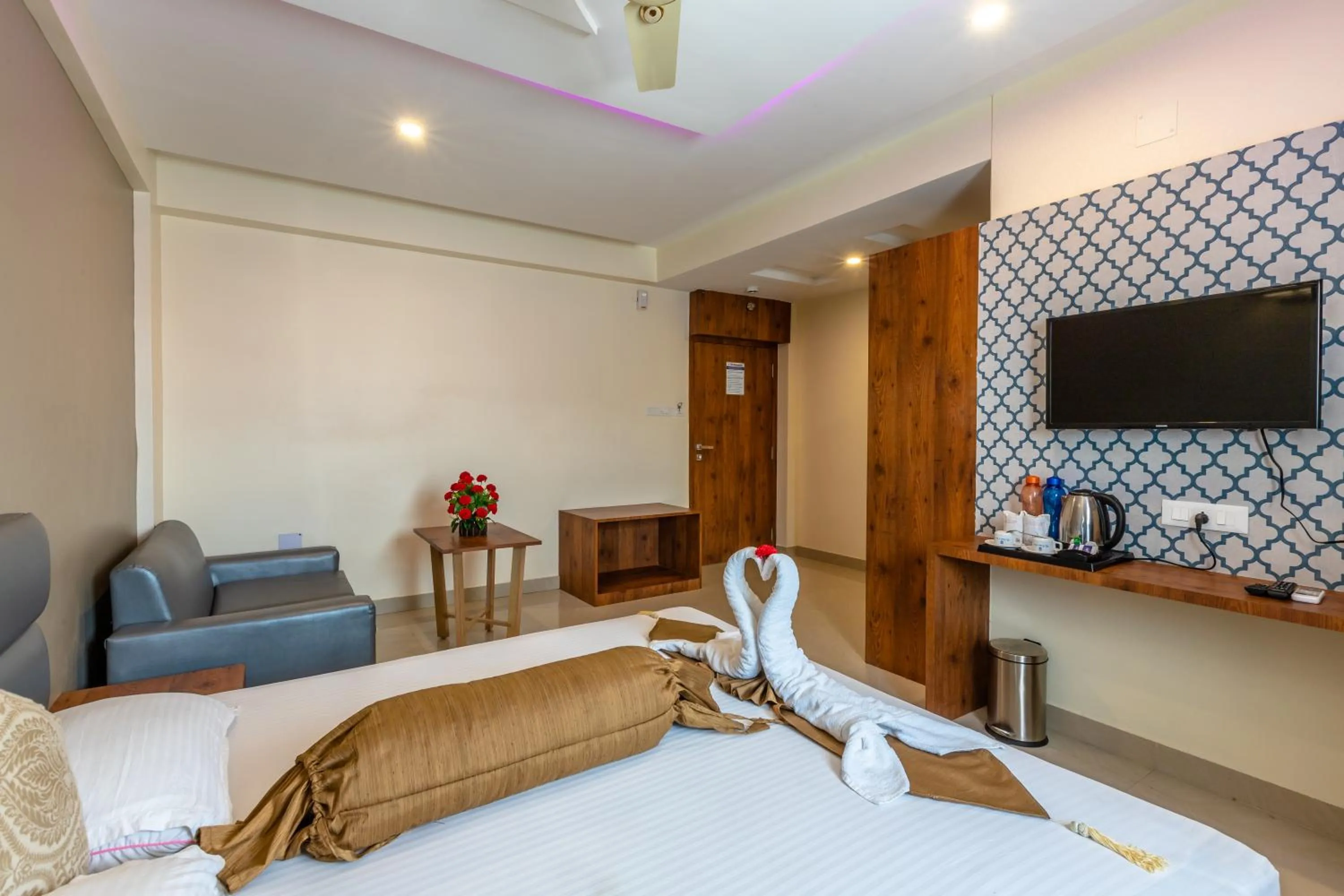 Bed in The Piku's Inn