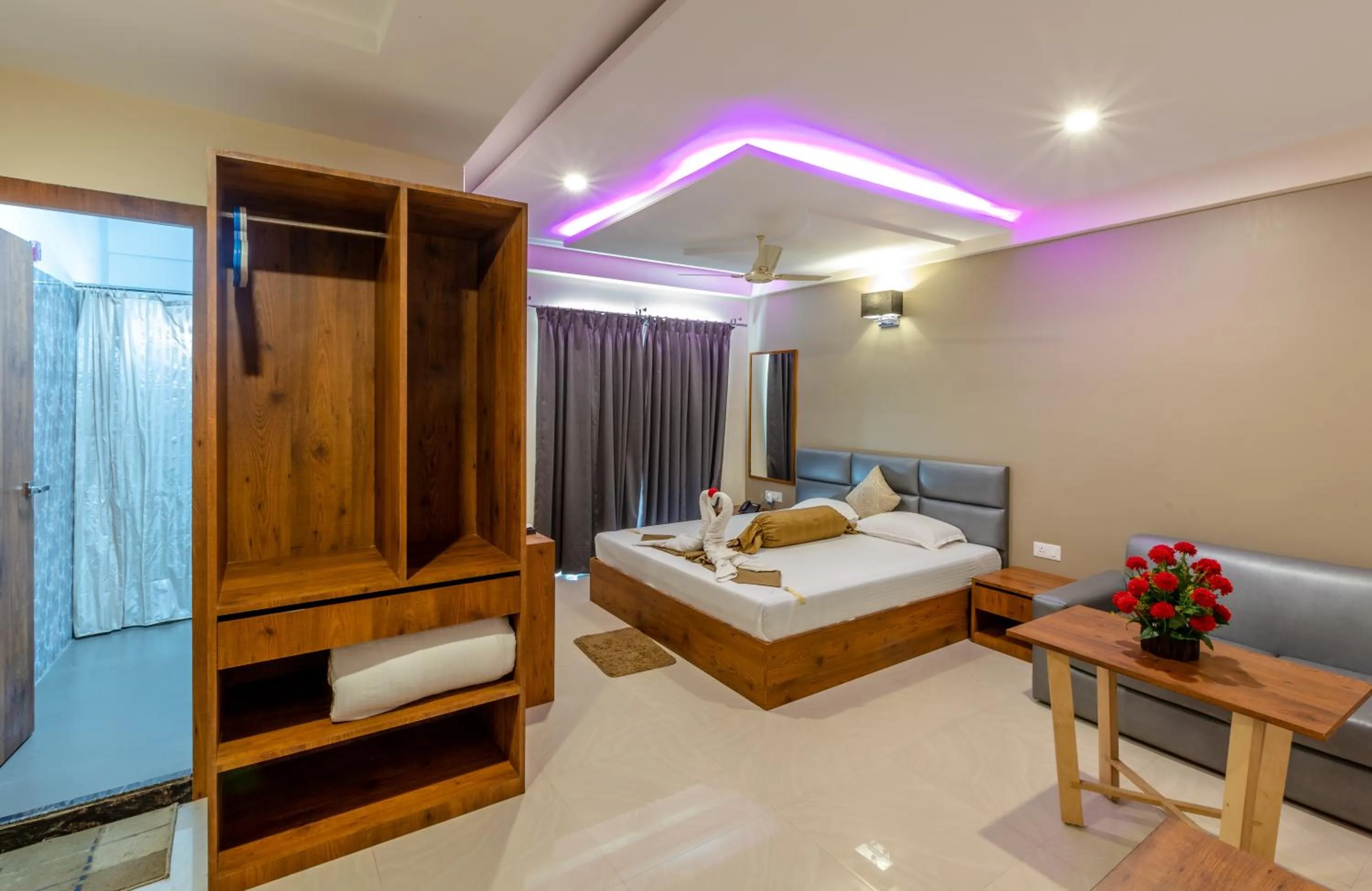 Bed in The Piku's Inn