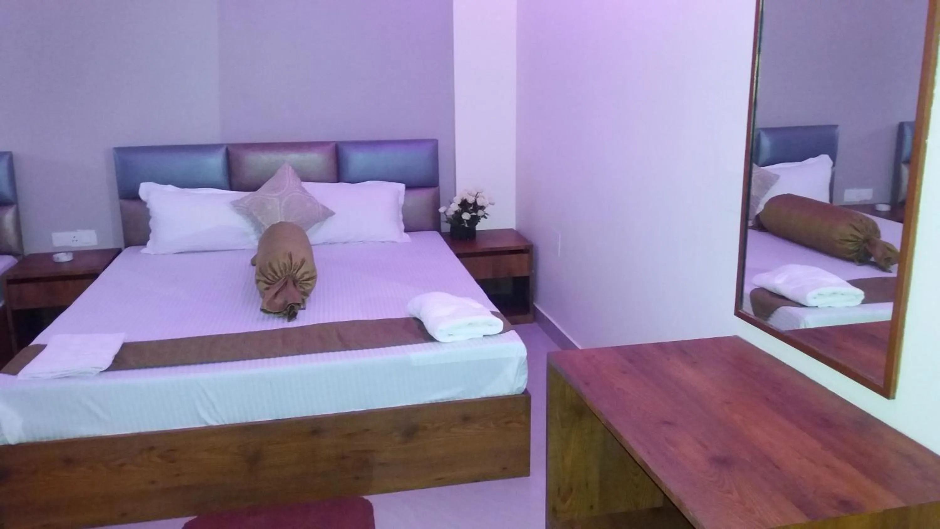 Bed in The Piku's Inn