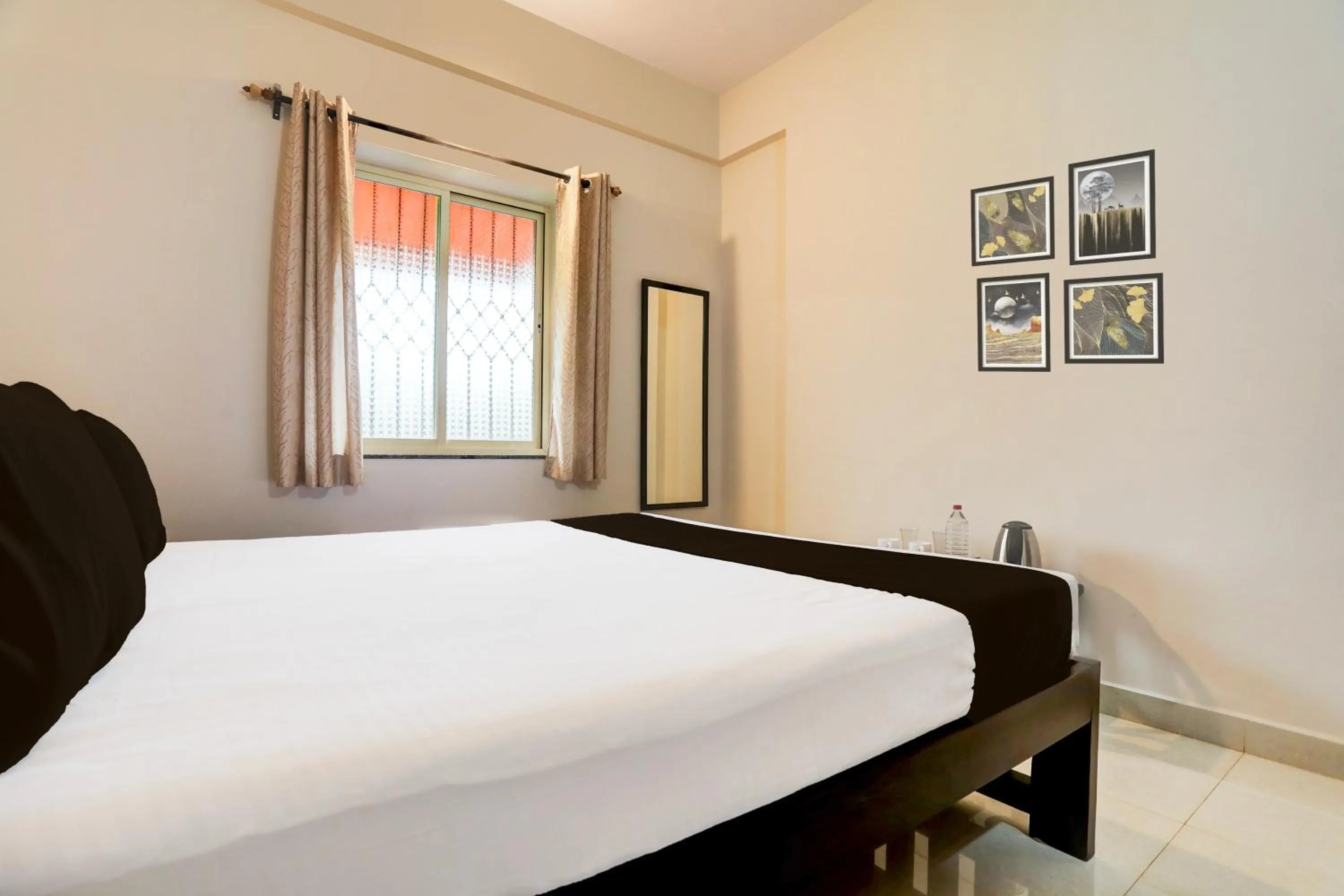 Bedroom, Bed in Hotel O Aqua Service Apartments