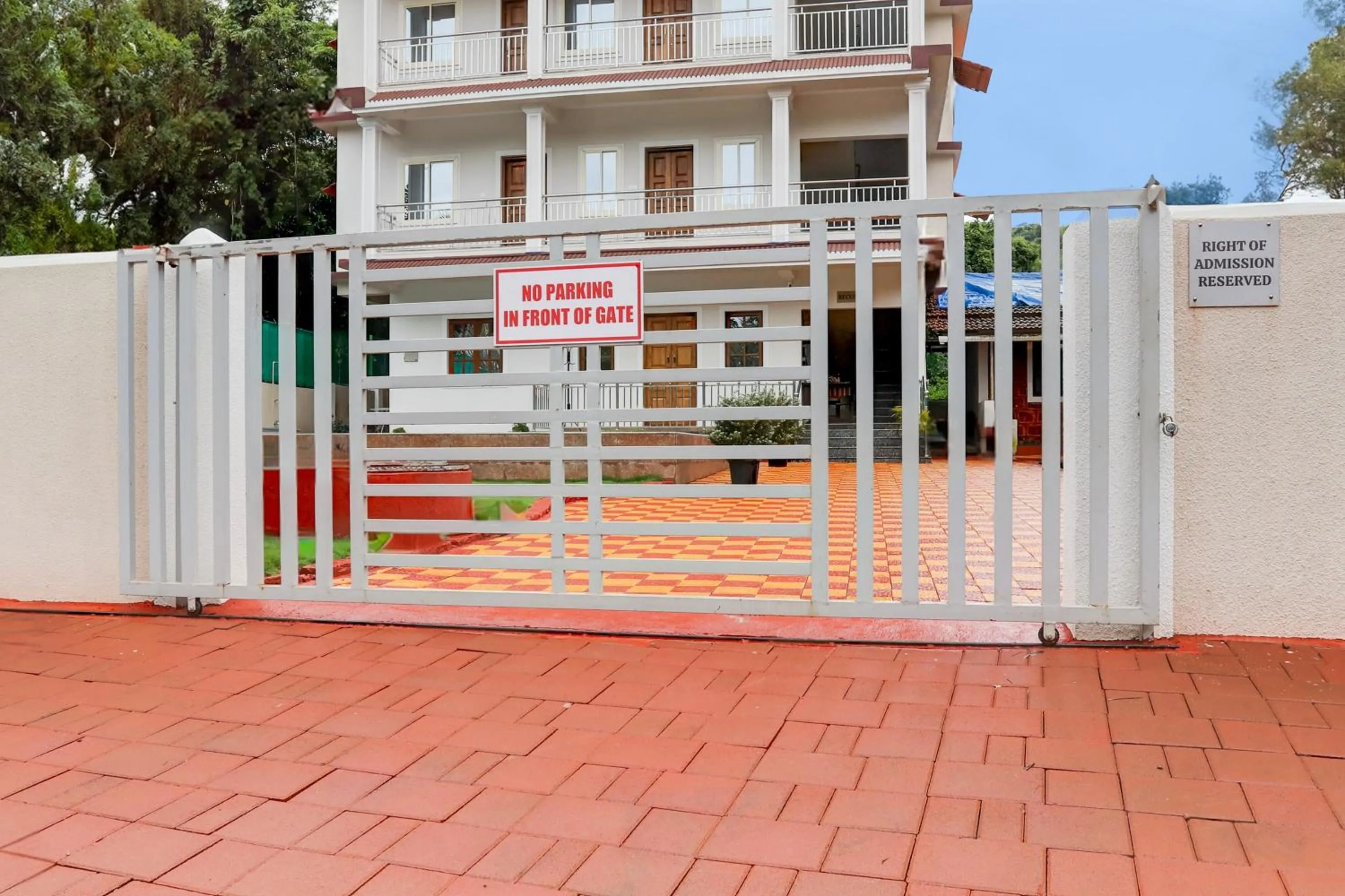 Facade/entrance in Hotel O Aqua Service Apartments