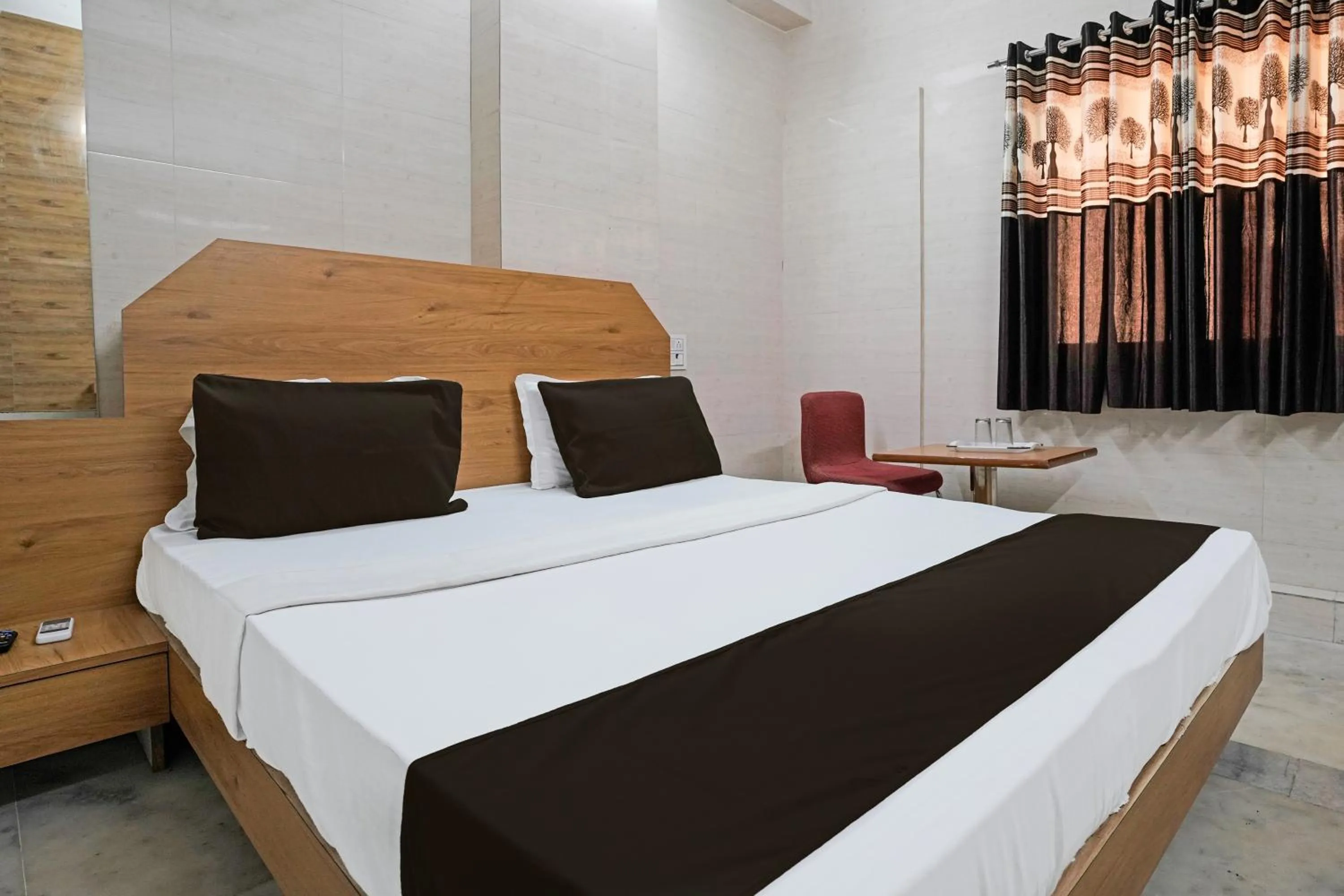 Bedroom, Bed in Hotel O H.R.KING HOTEL