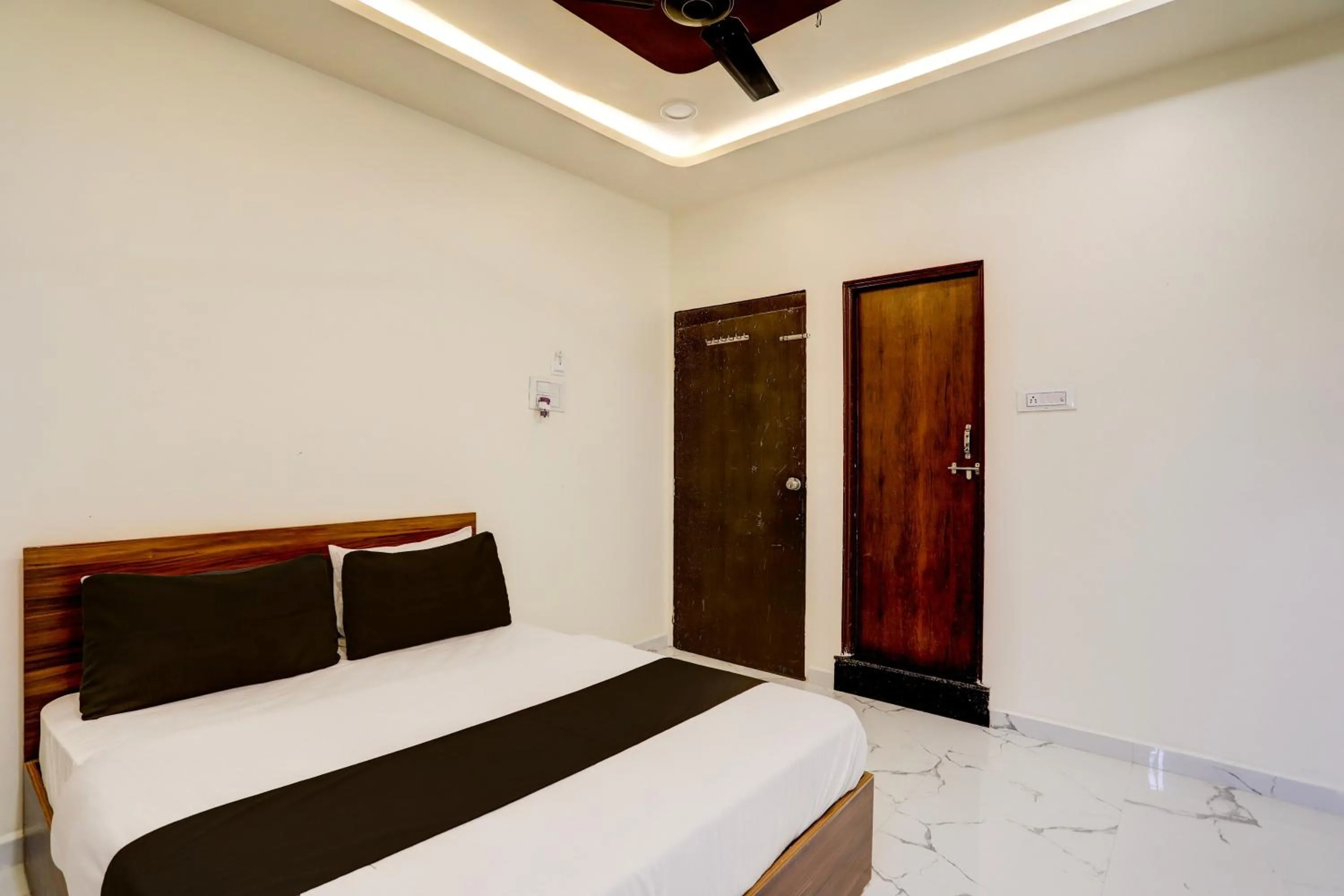 Bedroom, Bed in Hotel O highway blues