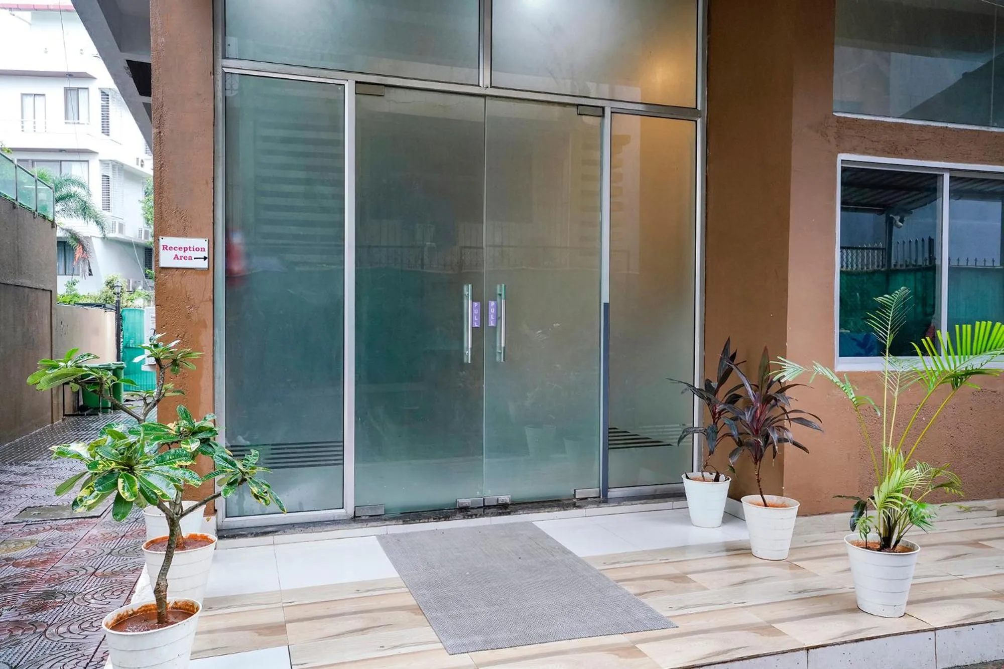 Facade/entrance in Via Sunset Residency - Nr Apollo Hospitals