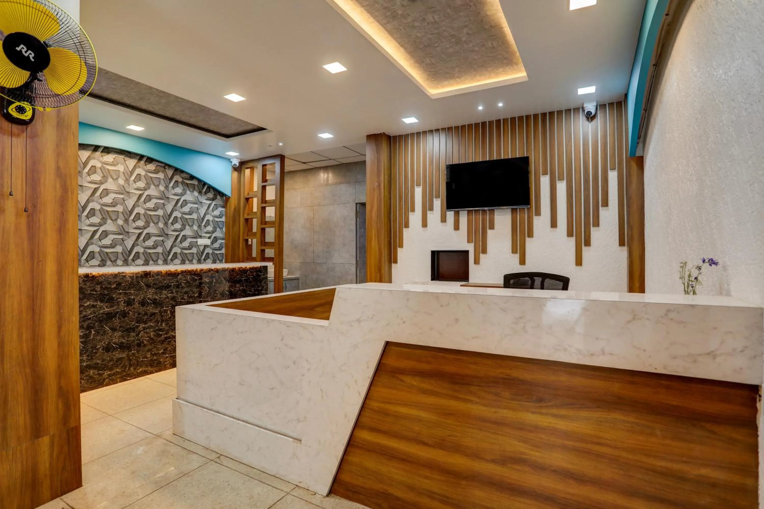 Lobby or reception in Hotel O Madhuram Residency