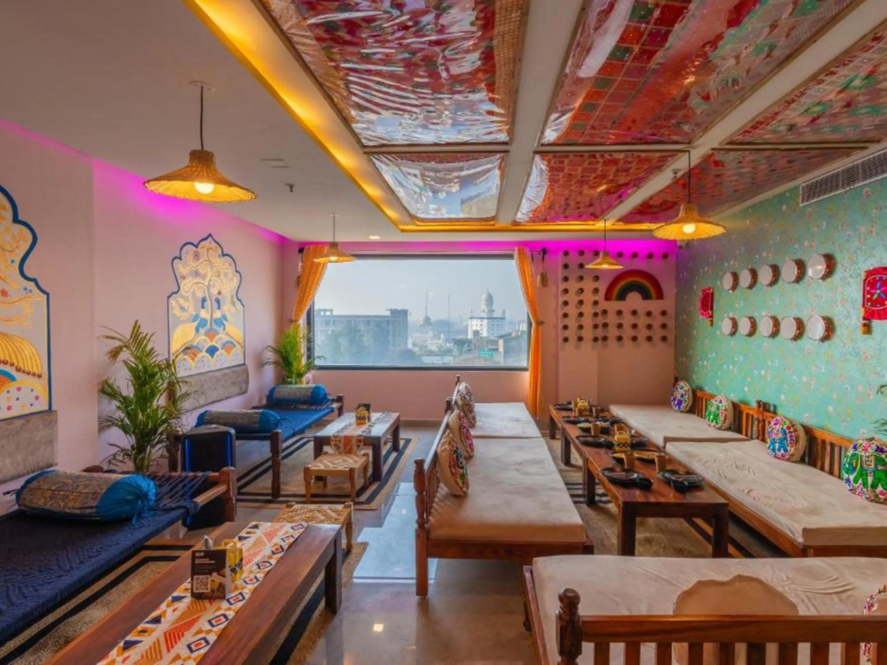 Restaurant/places to eat in The Hosteller Amritsar, Near Golden Temple