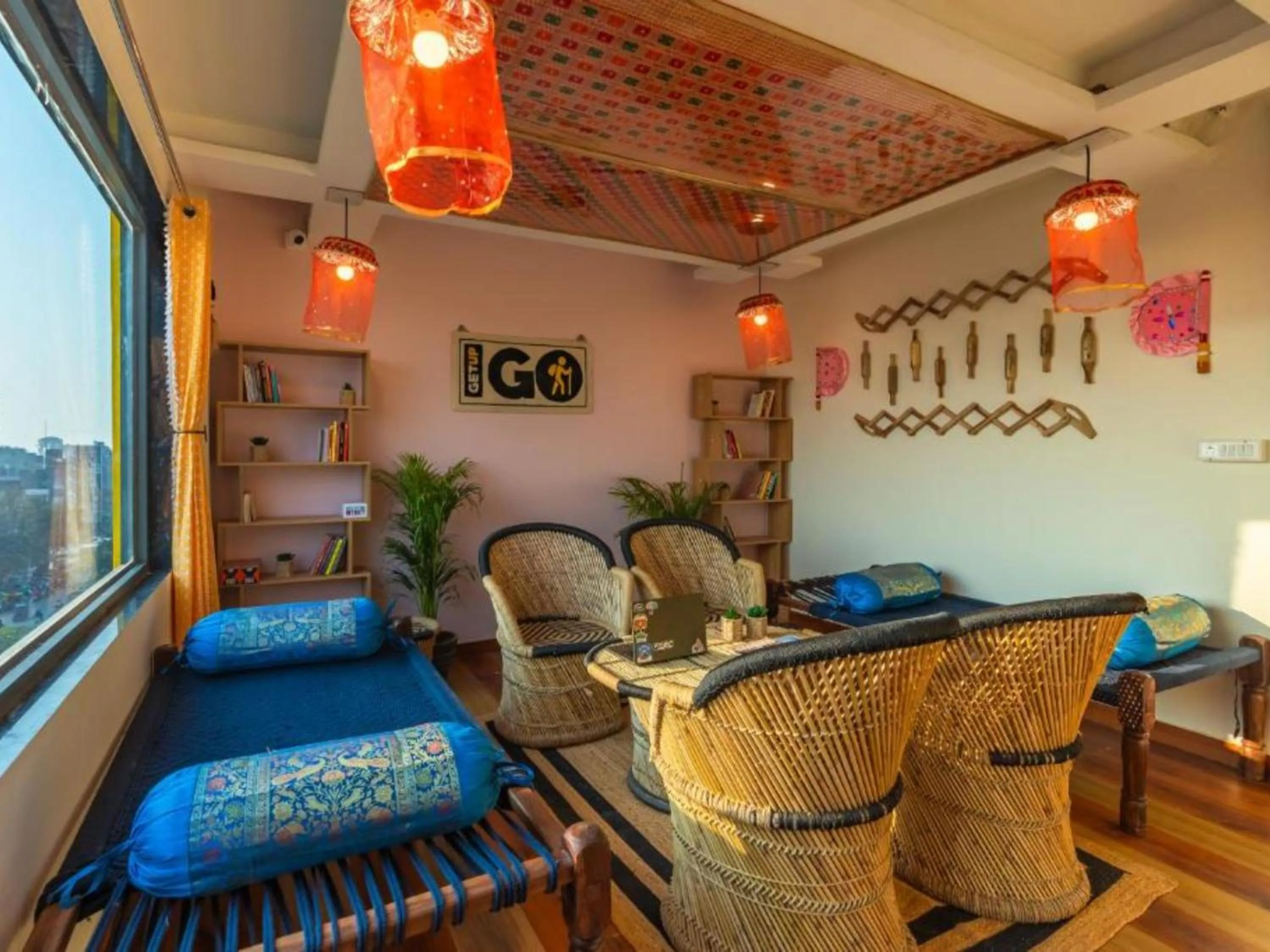 Living room in The Hosteller Amritsar, Near Golden Temple