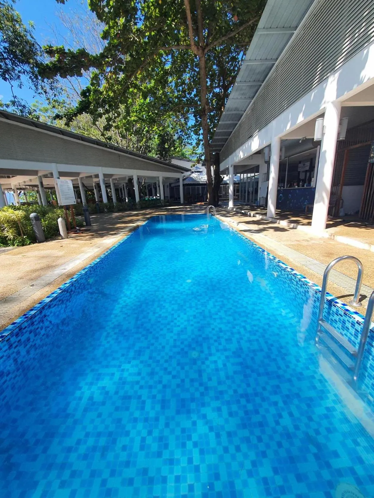 Pool view in Mamutik Island Lodge