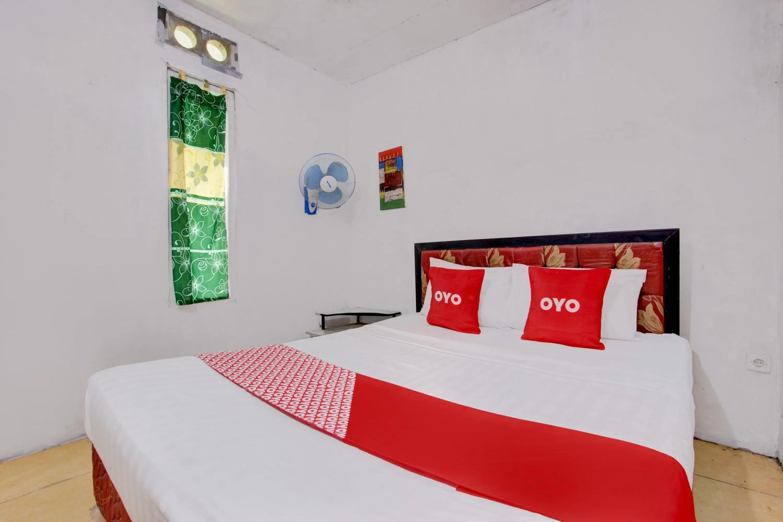 Bedroom, Bed in Hotel O Homestay Bambu Oerip Syariah