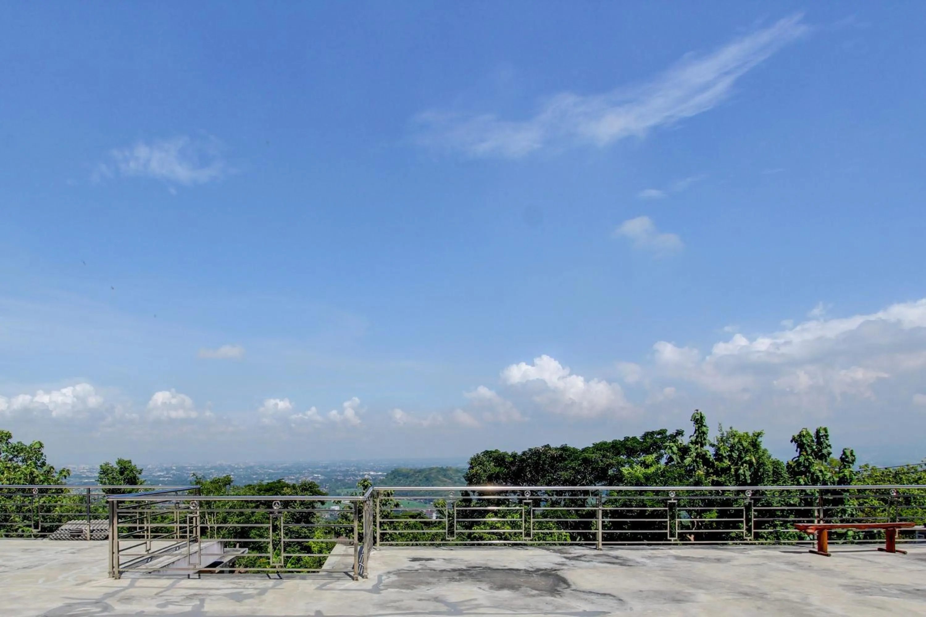 Facade/entrance in OYO 93600 Barong Ijo Homestay Syariah