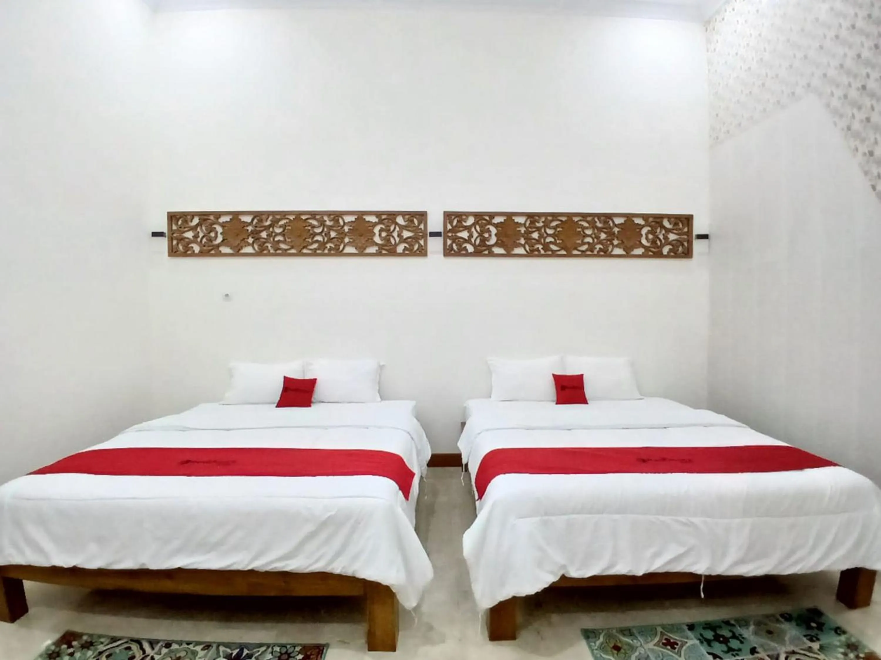 Bedroom, Bed in RedDoorz at Ndalem Eyyang Syariah Stasiun Klaten