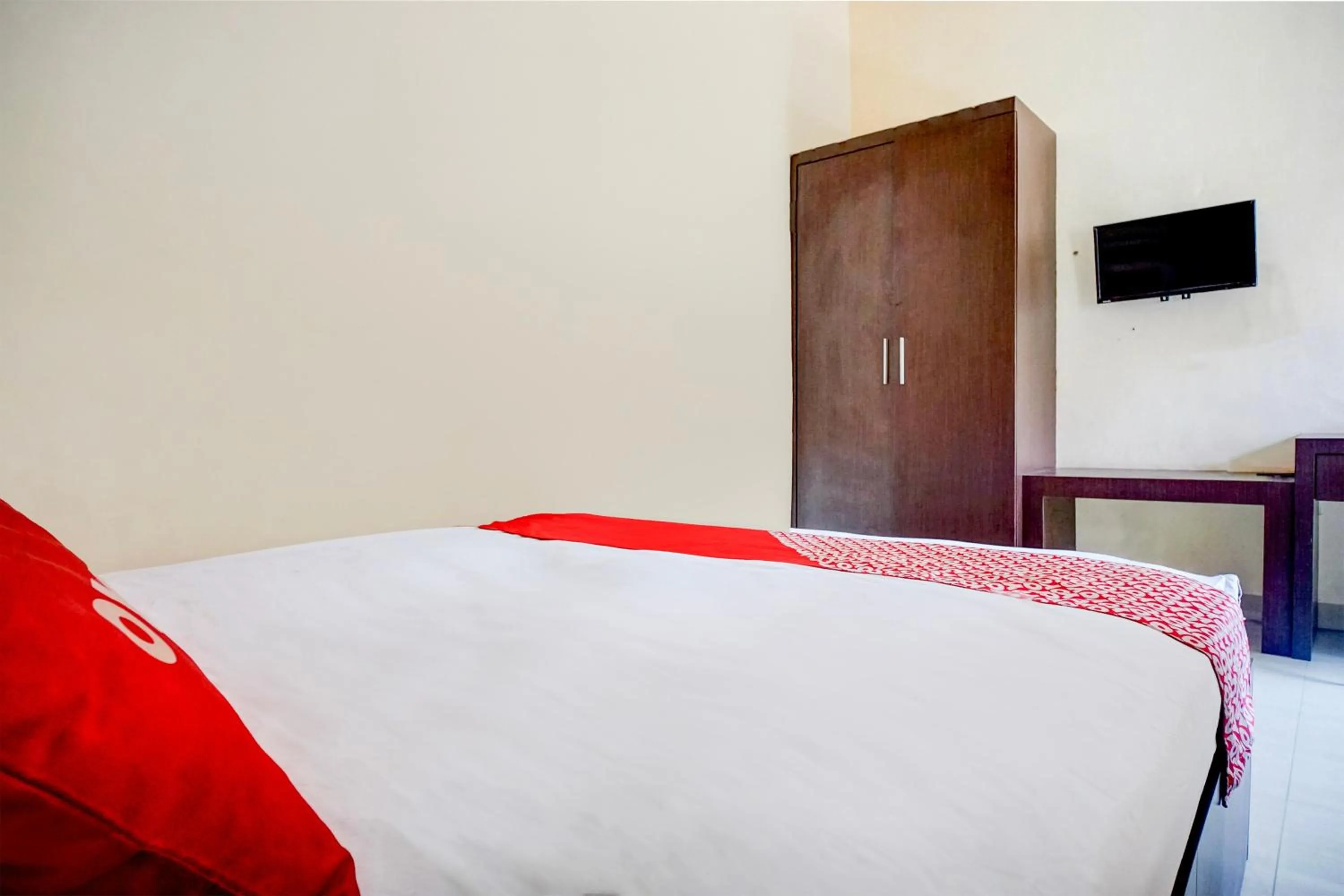 Bedroom, Bed in Hotel O Syukur 07 Syariah