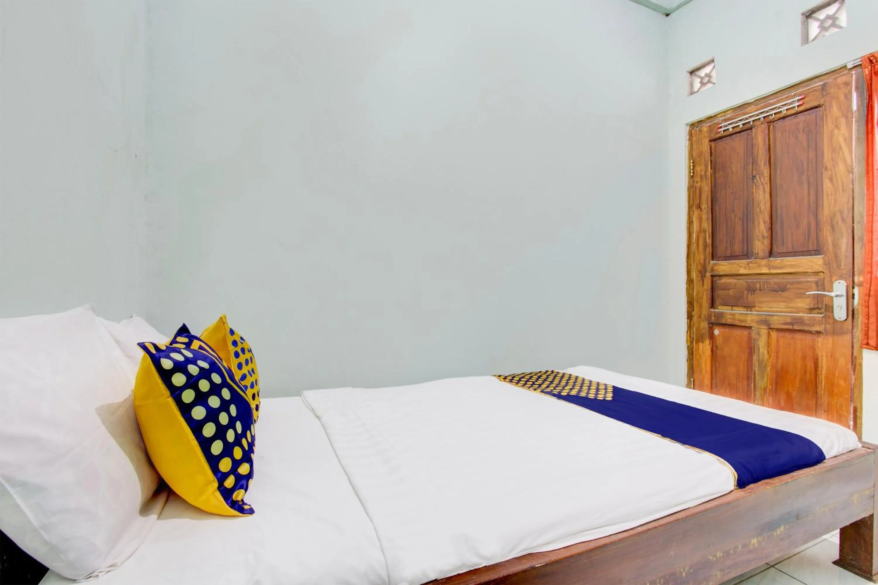 Bedroom, Bed in Hotel O Juan Kostel 3