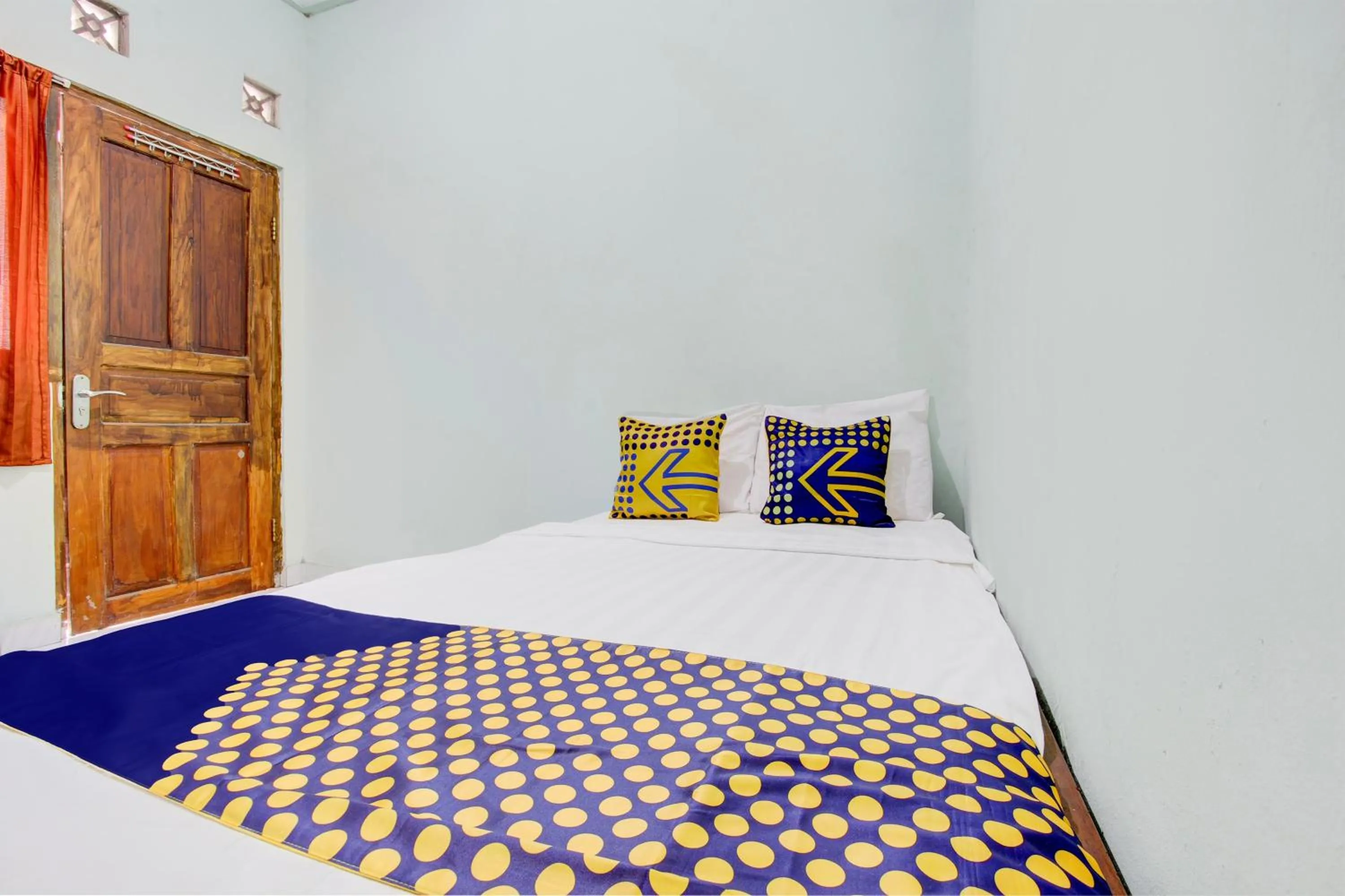 Bedroom, Bed in Hotel O Juan Kostel 3