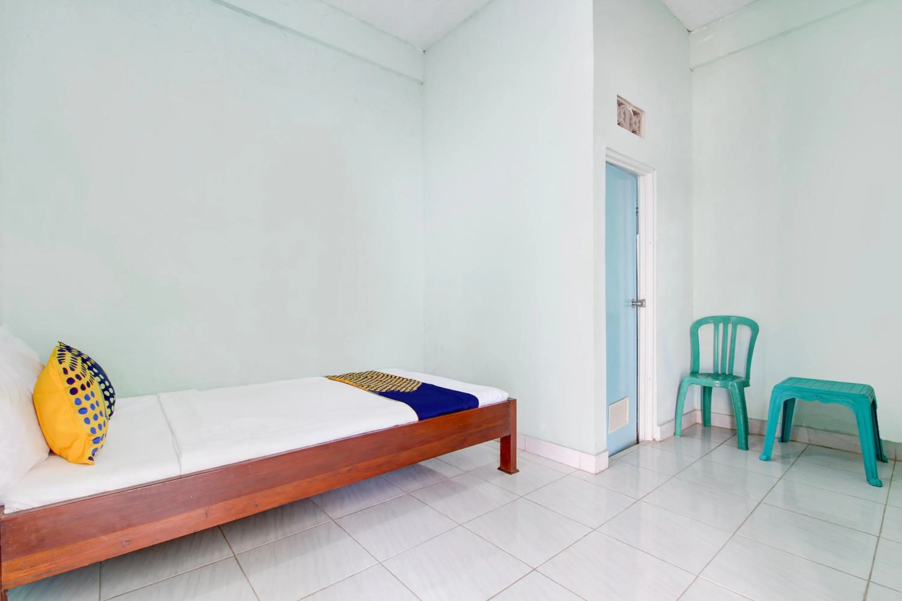 Bedroom, Bed in Hotel O Juan Kostel 3