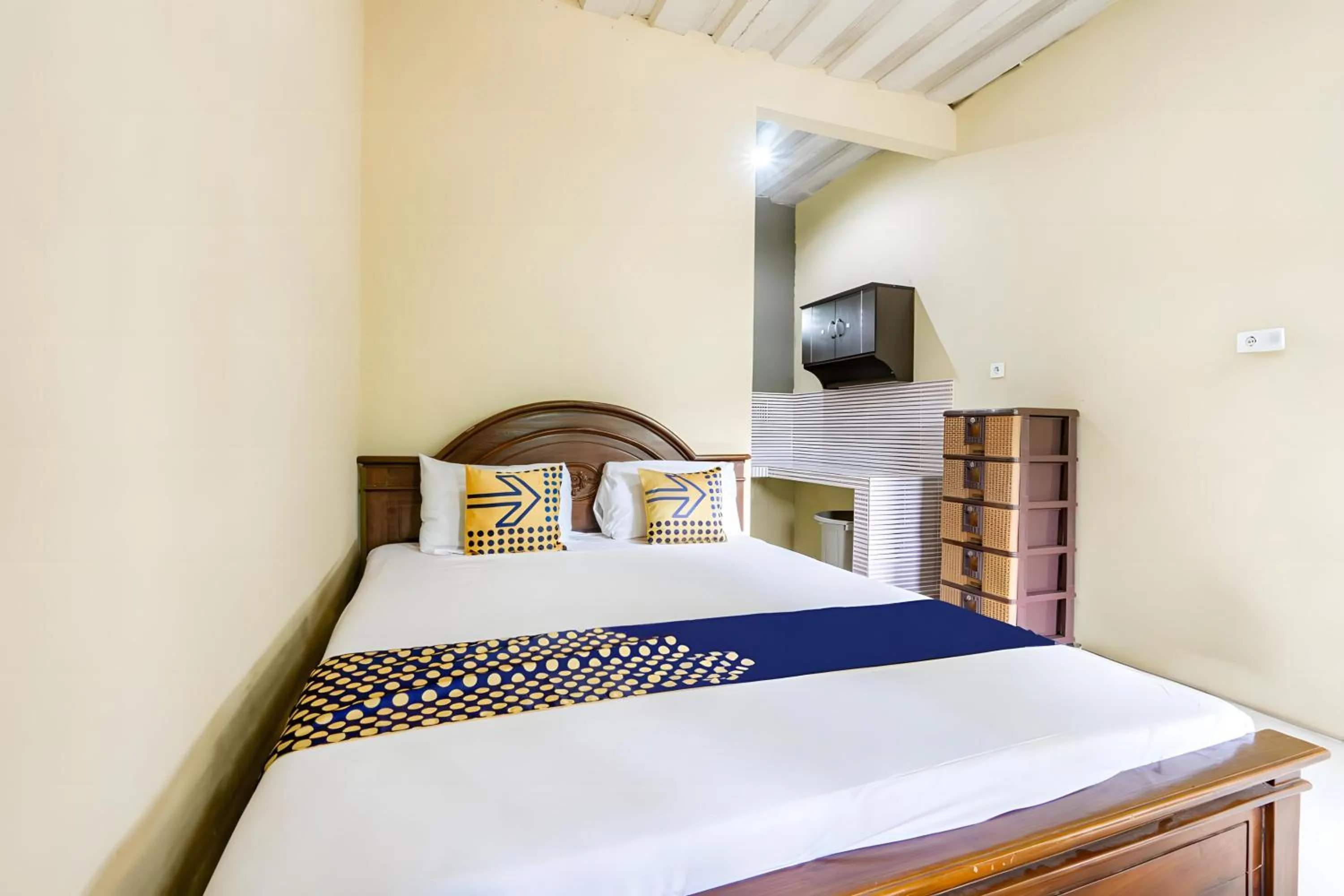 Bedroom, Bed in Hotel O Kencana Homestay Syariah Near Masjid AL-BAROKAH Kanyuran