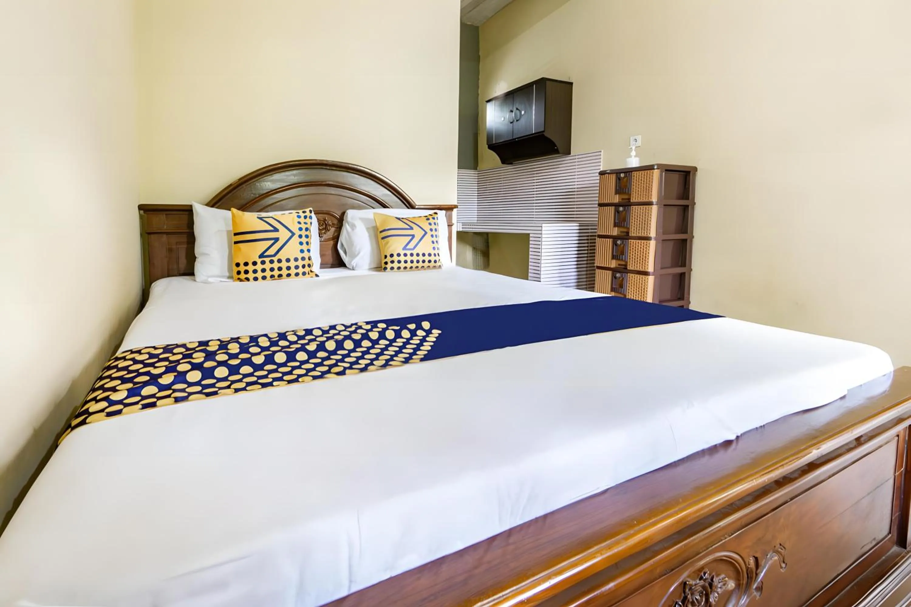 Bedroom, Bed in Hotel O Kencana Homestay Syariah Near Masjid AL-BAROKAH Kanyuran