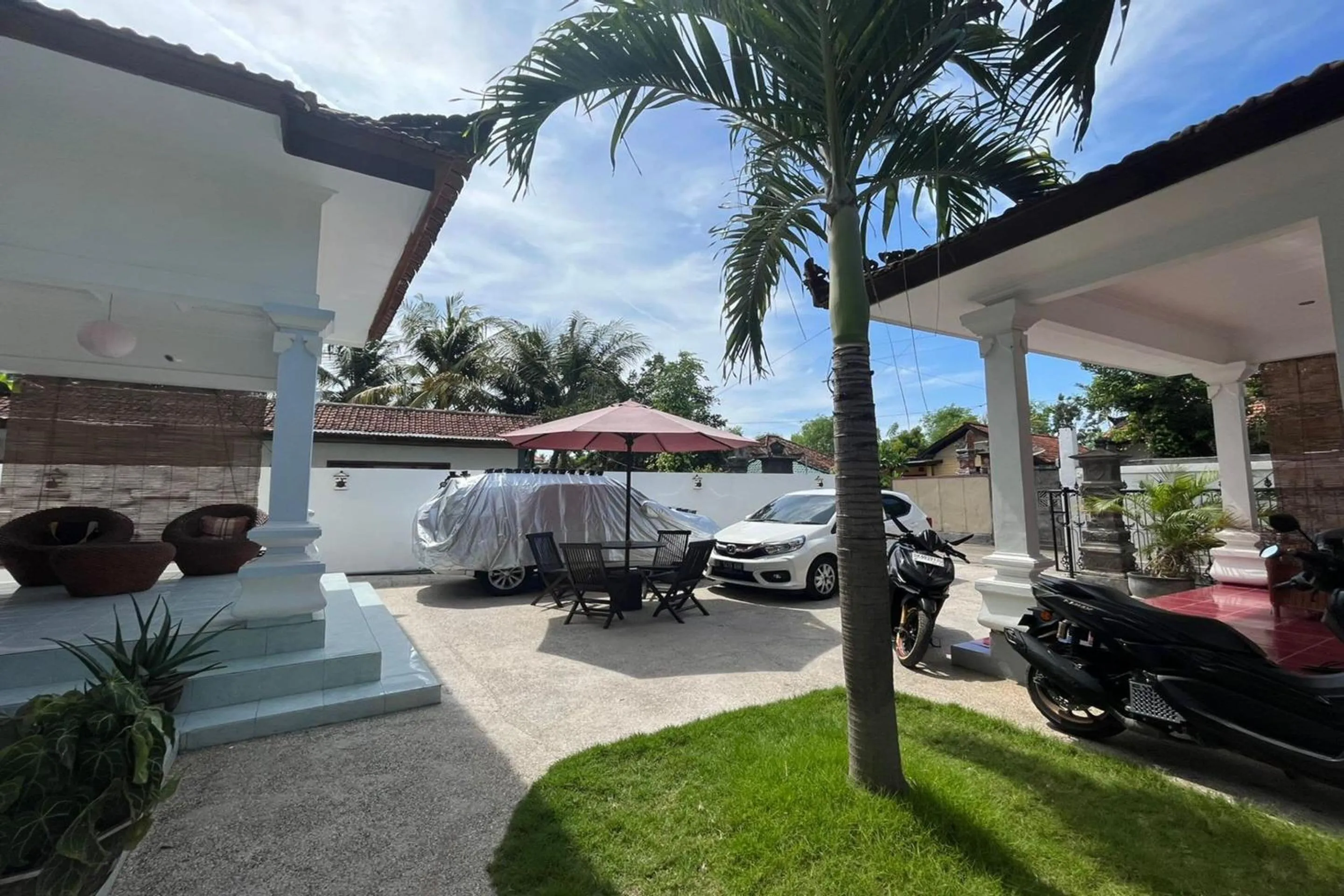 On site in Belvilla Pleasant Seaside Lovina Beach